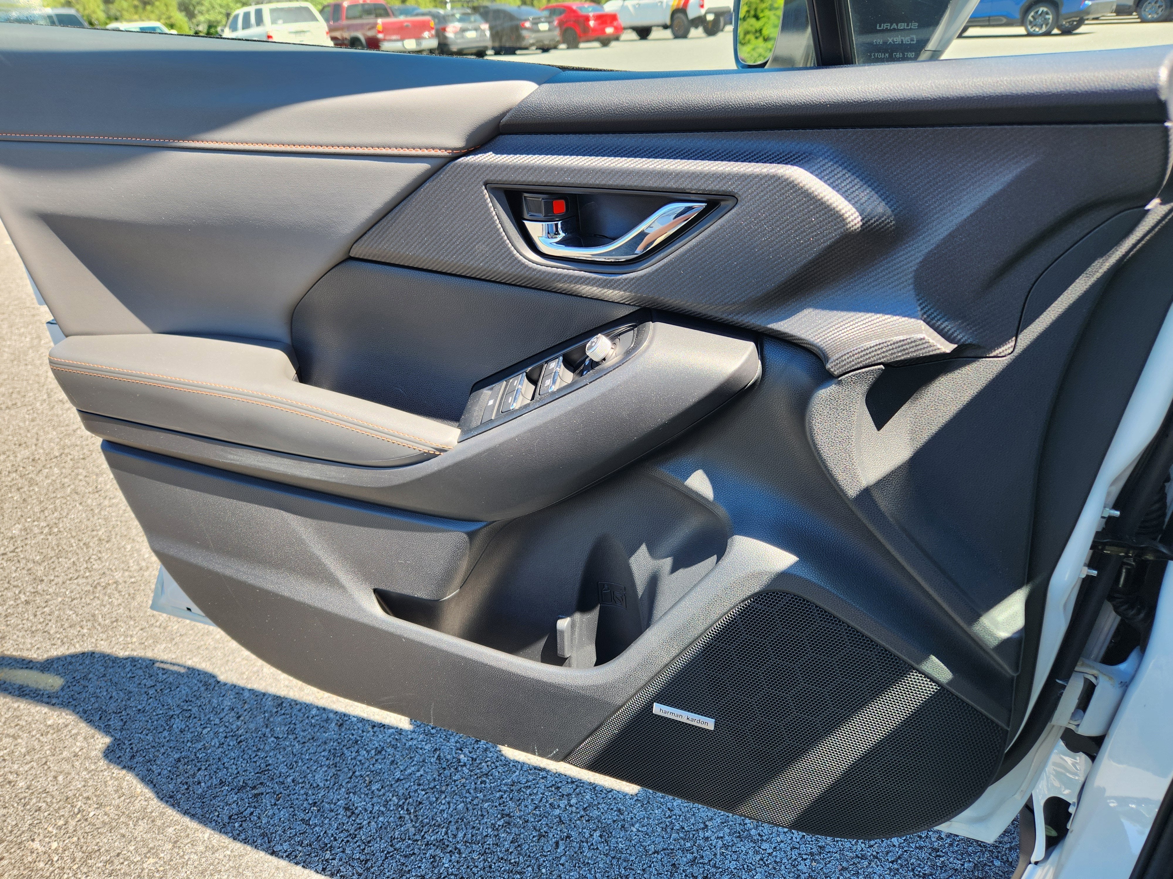 2024 Subaru Crosstrek Limited H/K Audio + Power Moonroof + Navigation