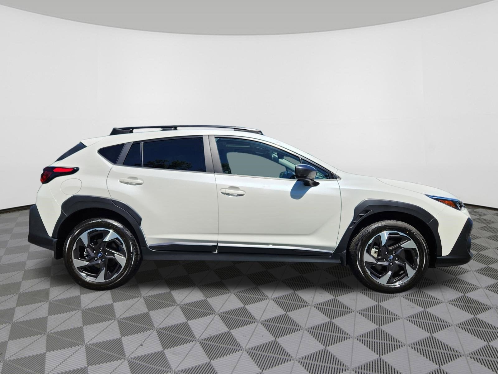 2024 Subaru Crosstrek Limited H/K Audio + Power Moonroof + Navigation