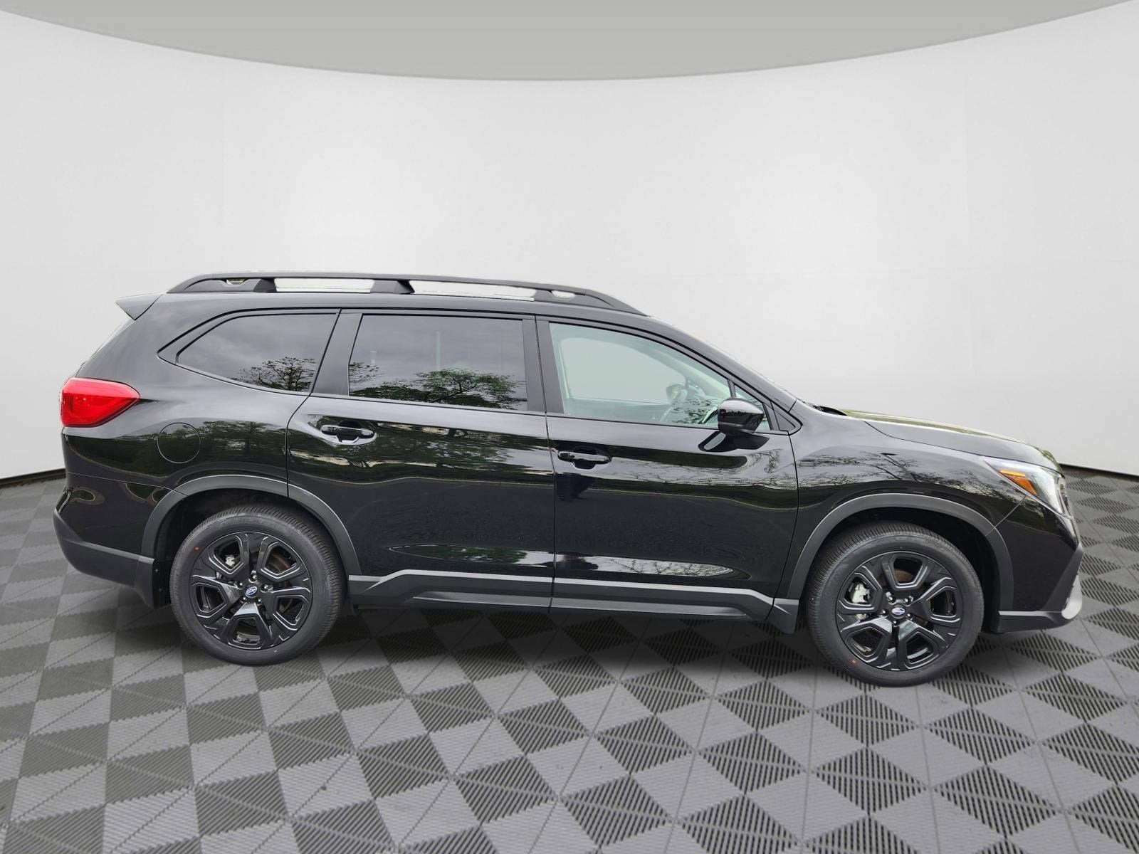 2025 Subaru Ascent Onyx Edition Touring