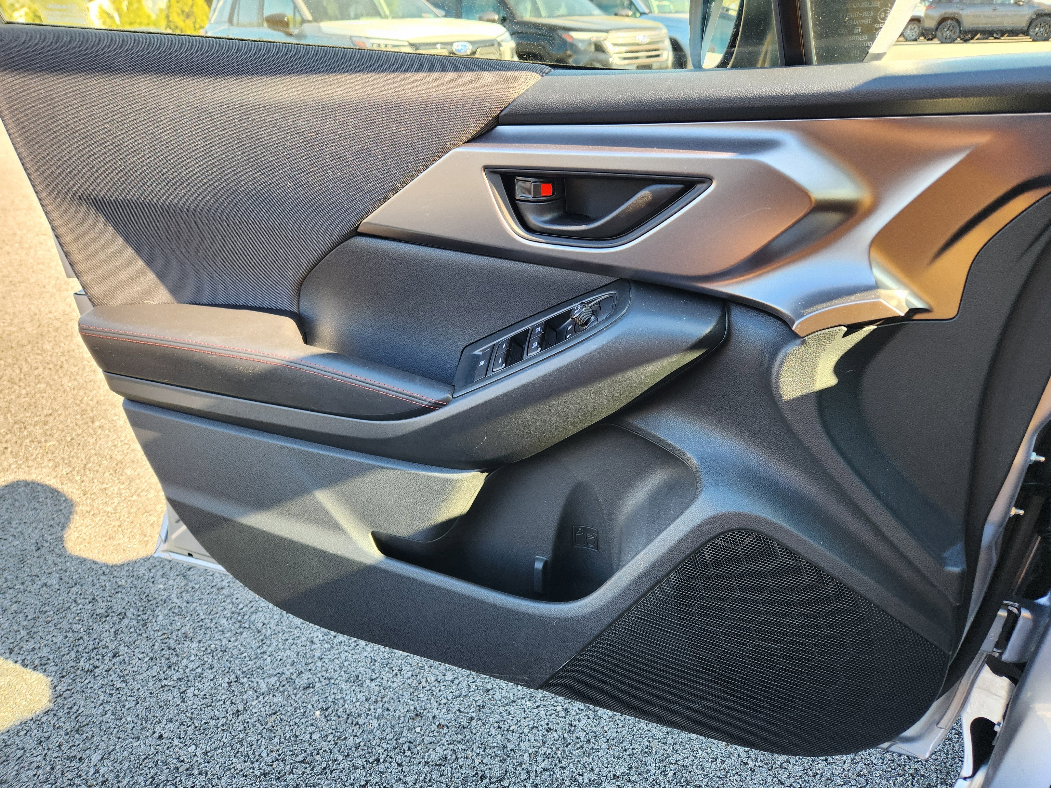 2025 Subaru Impreza Sport Blind-Spot Detection with Rear-Cross Traffic-Alert