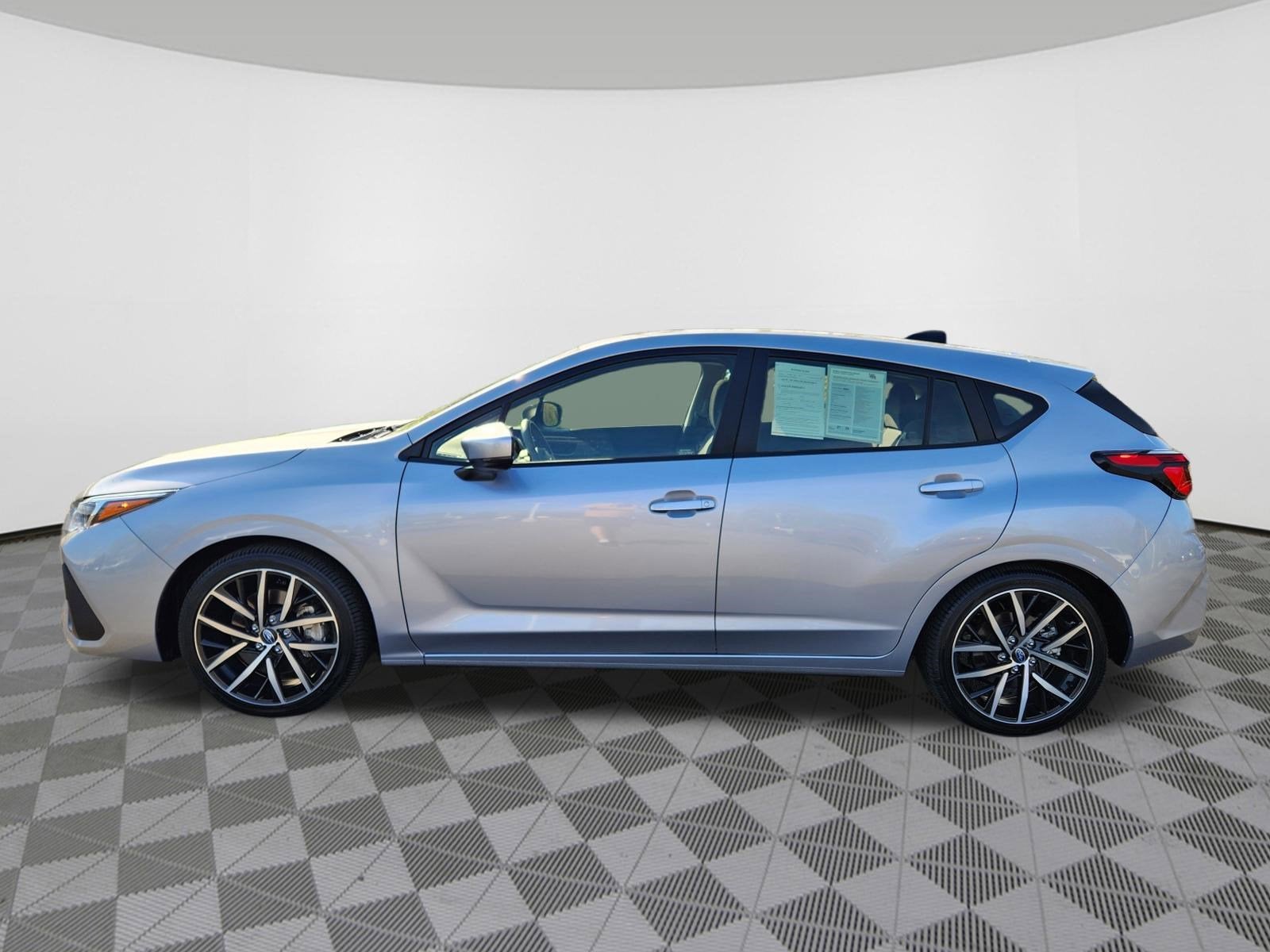 2025 Subaru Impreza Sport Blind-Spot Detection with Rear-Cross Traffic-Alert