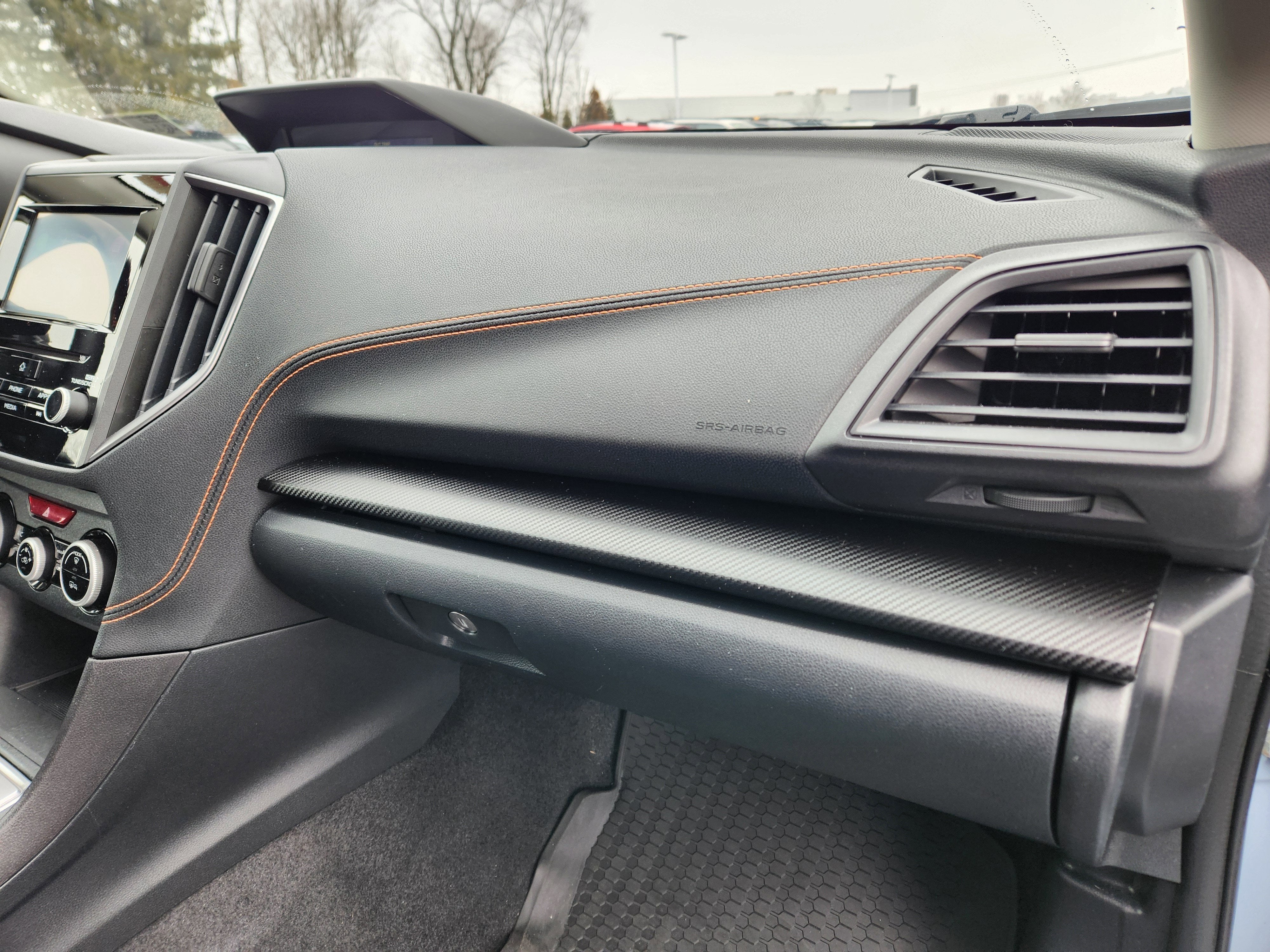 2021 Subaru Crosstrek Premium Moonroof + Blind Spot Detection / Rear Cross Traff