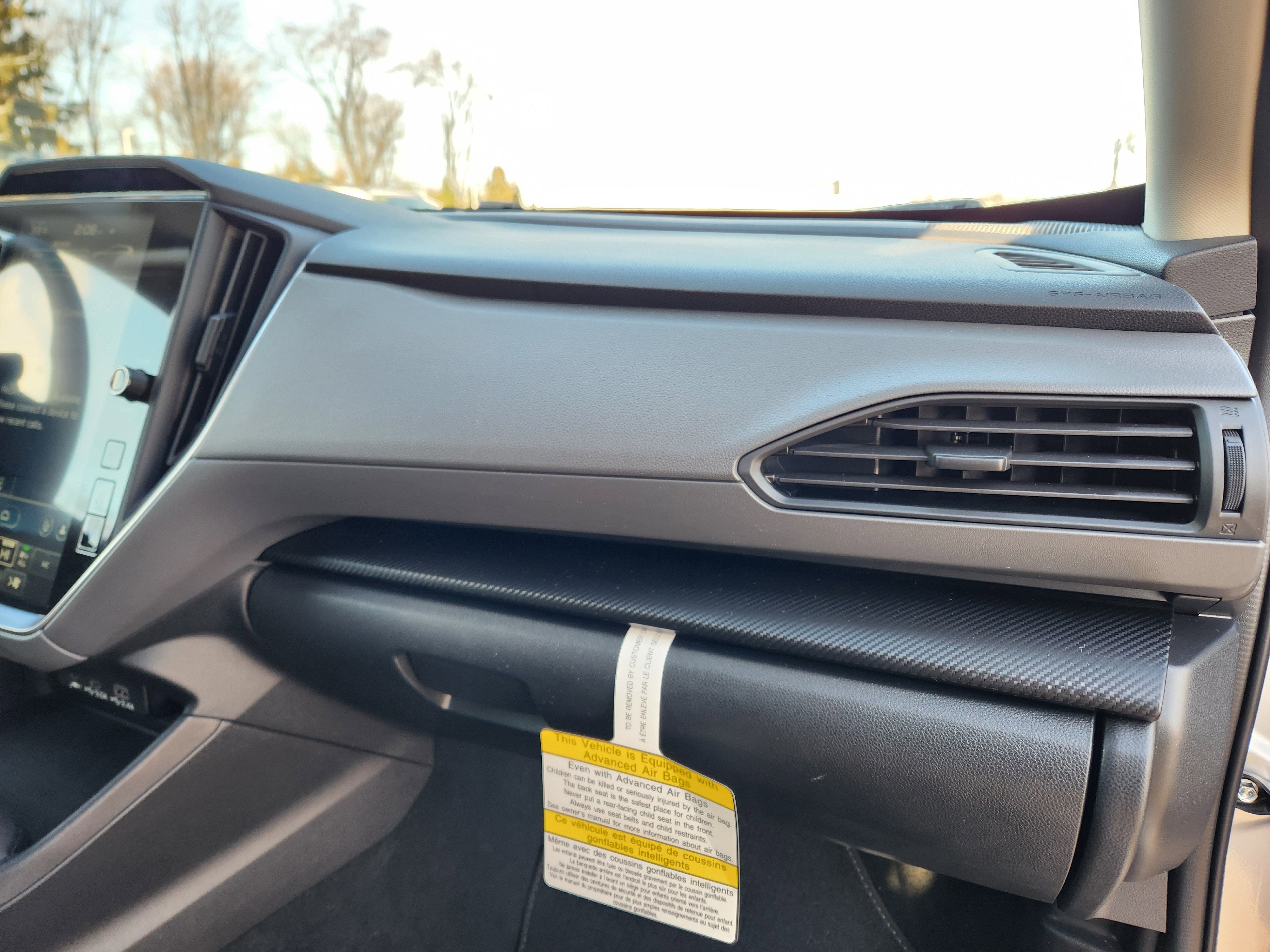 2025 Subaru Crosstrek Premium Blind Spot Detection w/ Rear Cross Traffic Alert +