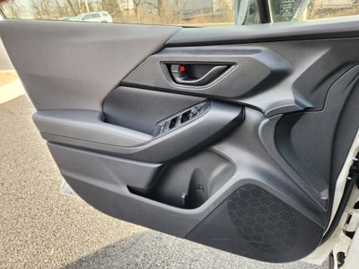 2025 Subaru Crosstrek Premium Blind Spot Detection w/ Rear Cross Traffic Alert +