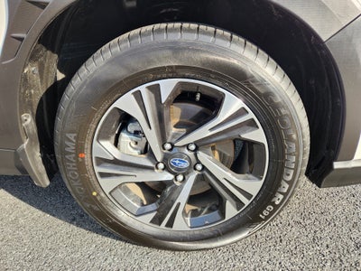 2025 Subaru Crosstrek Premium Blind Spot Detection w/ Rear Cross Traffic Alert +