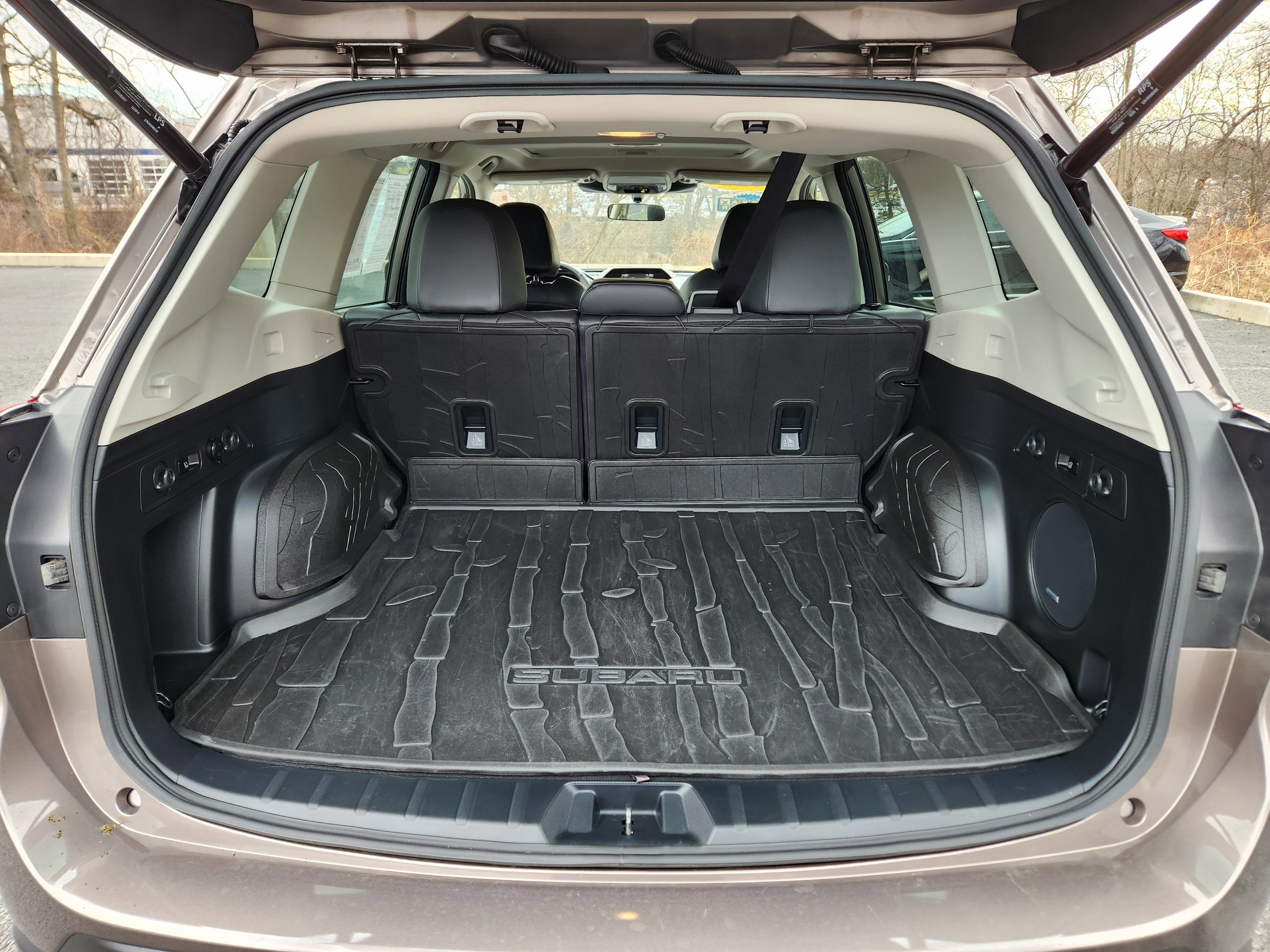 2023 Subaru Forester Limited Reverse Automatic Braking + Navigation System + Ha