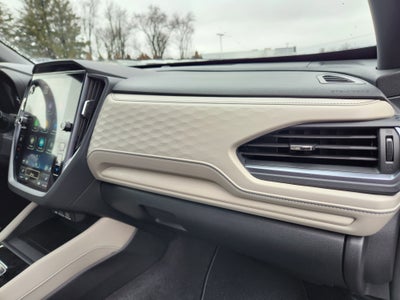 2025 Subaru Forester Hybrid Limited Harman Kardon Audio + Power Rear Gate + Reverse Au