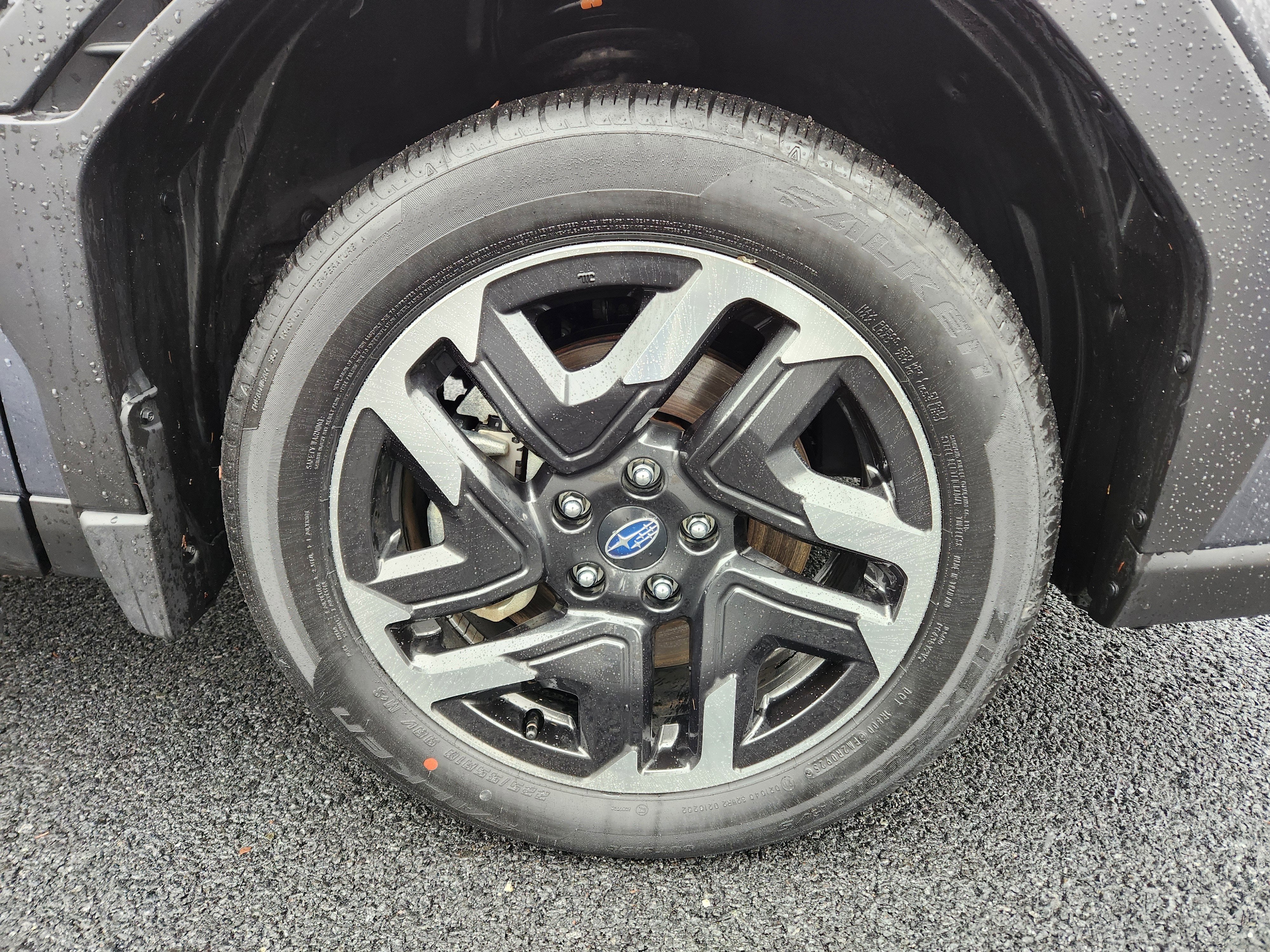 2025 Subaru Forester Hybrid Limited Harman Kardon Audio + Power Rear Gate + Reverse Au