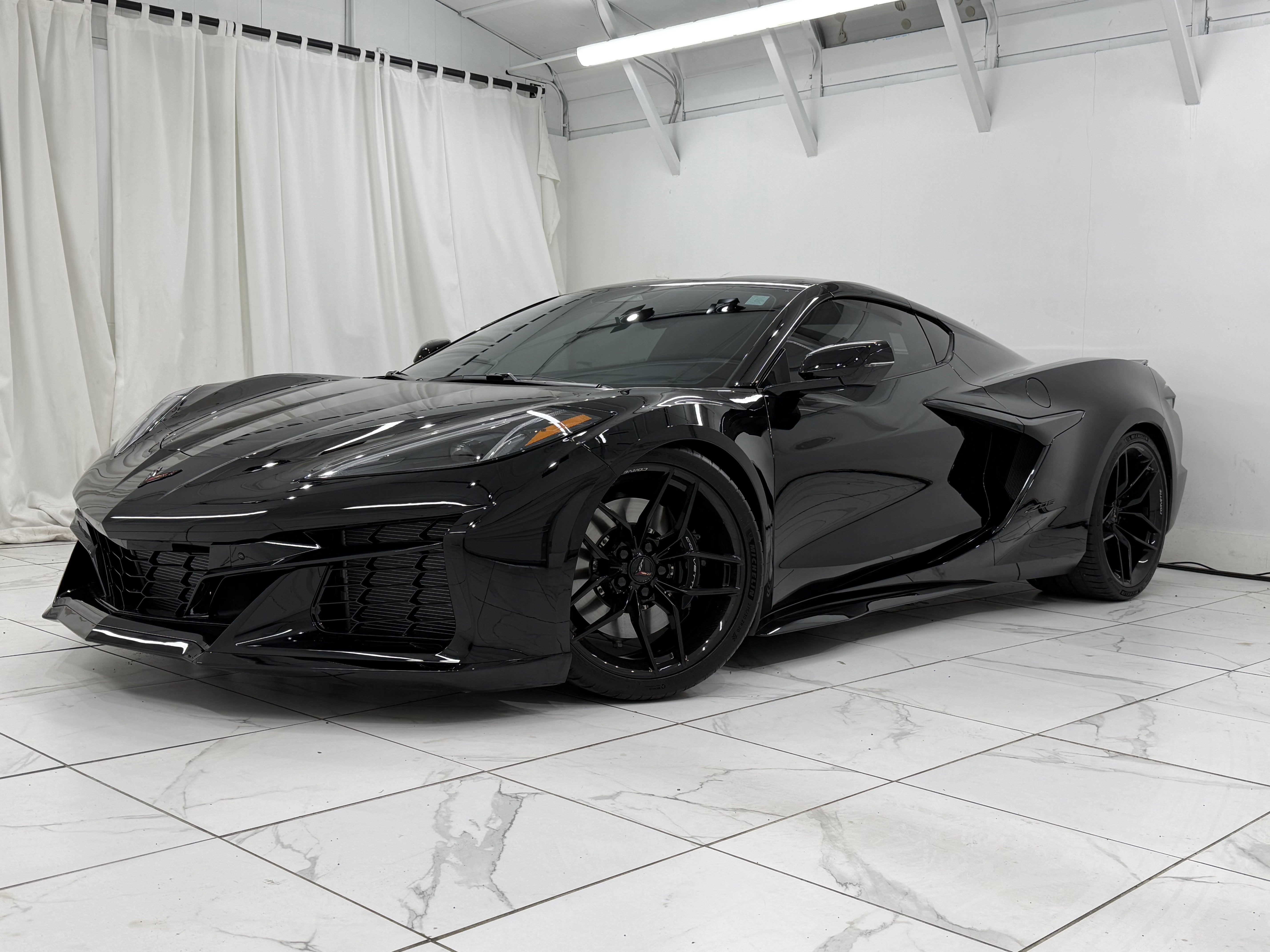 2025 Chevrolet Corvette 2LZ