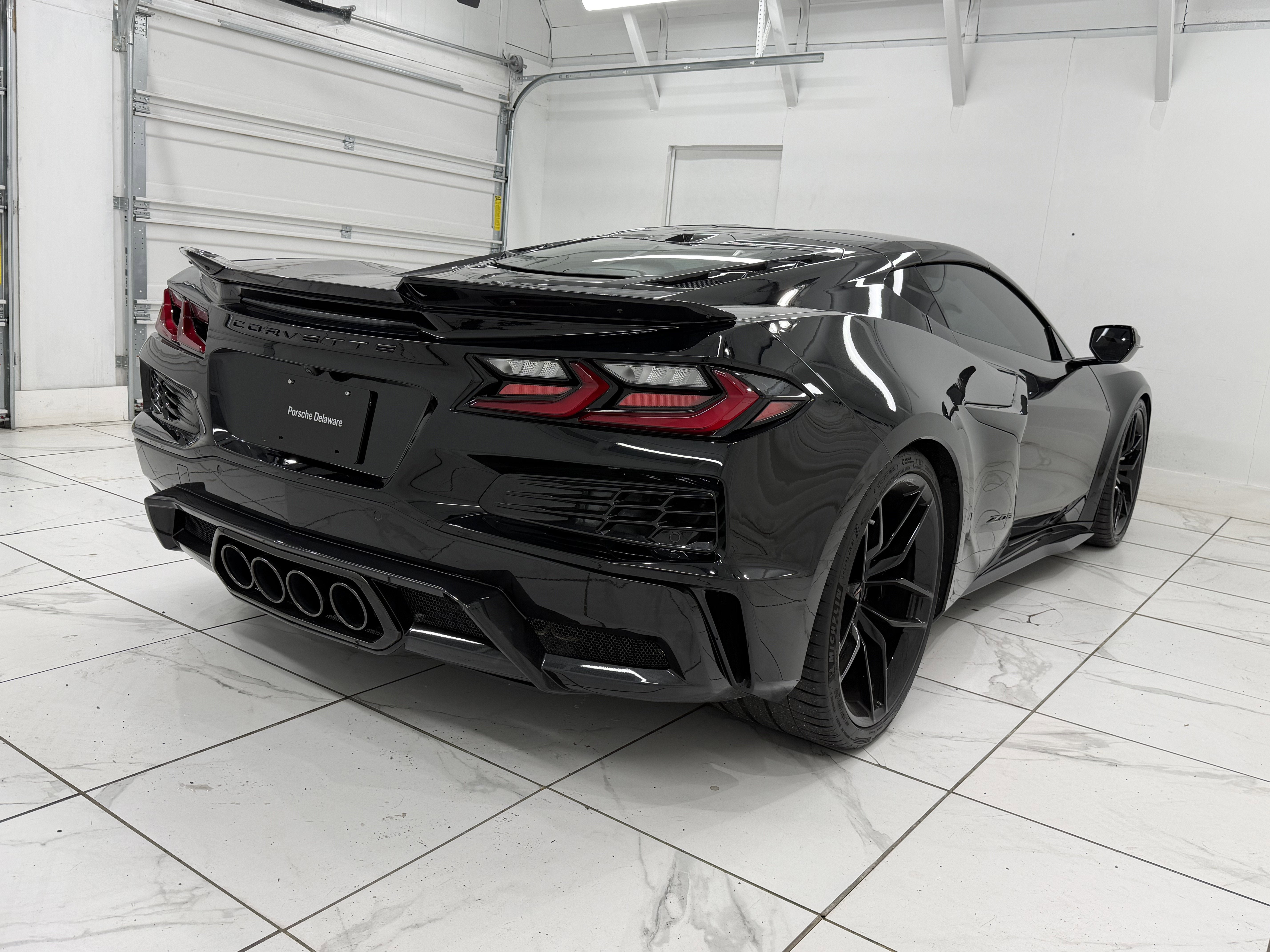 2025 Chevrolet Corvette 2LZ