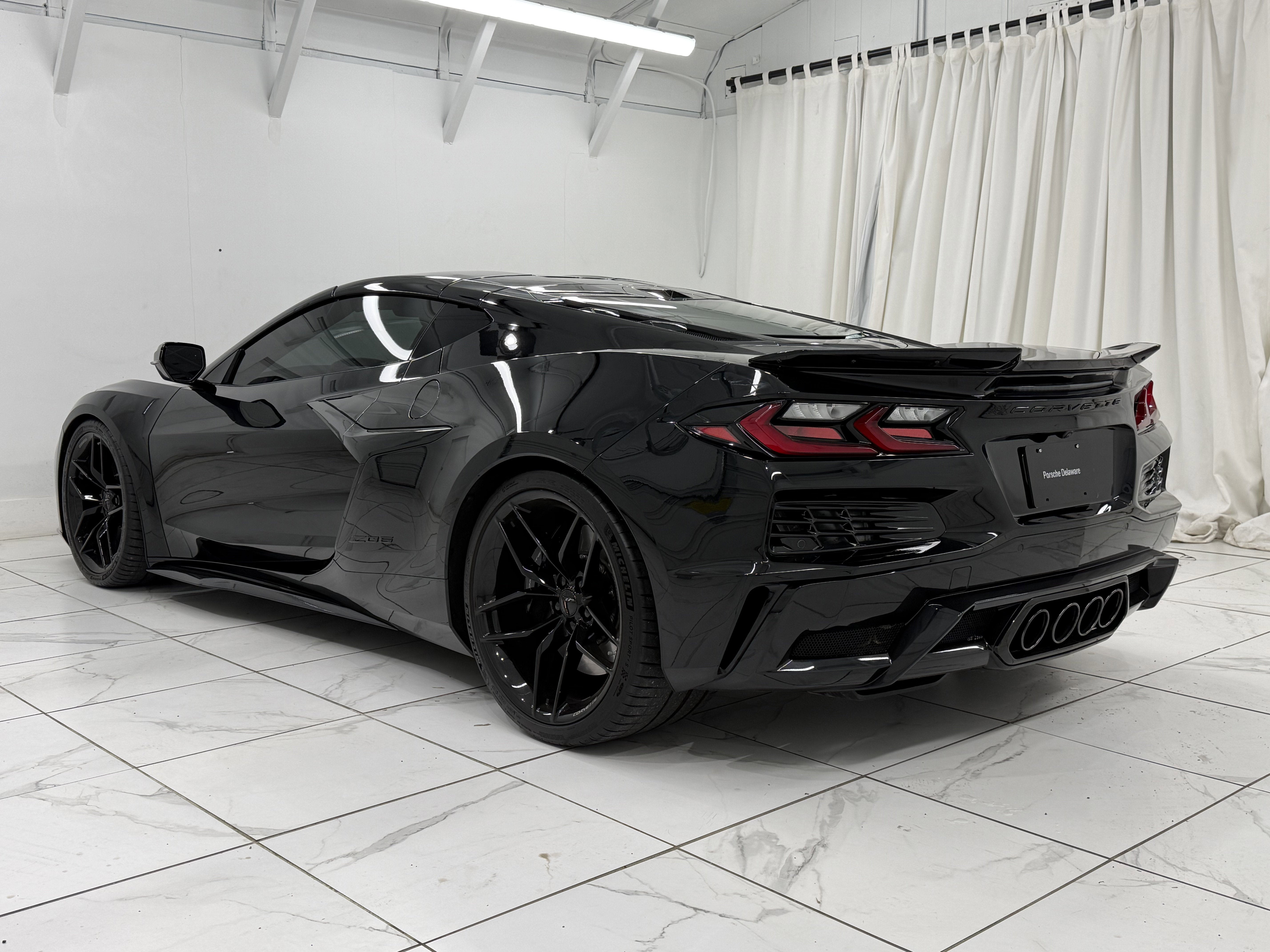 2025 Chevrolet Corvette 2LZ