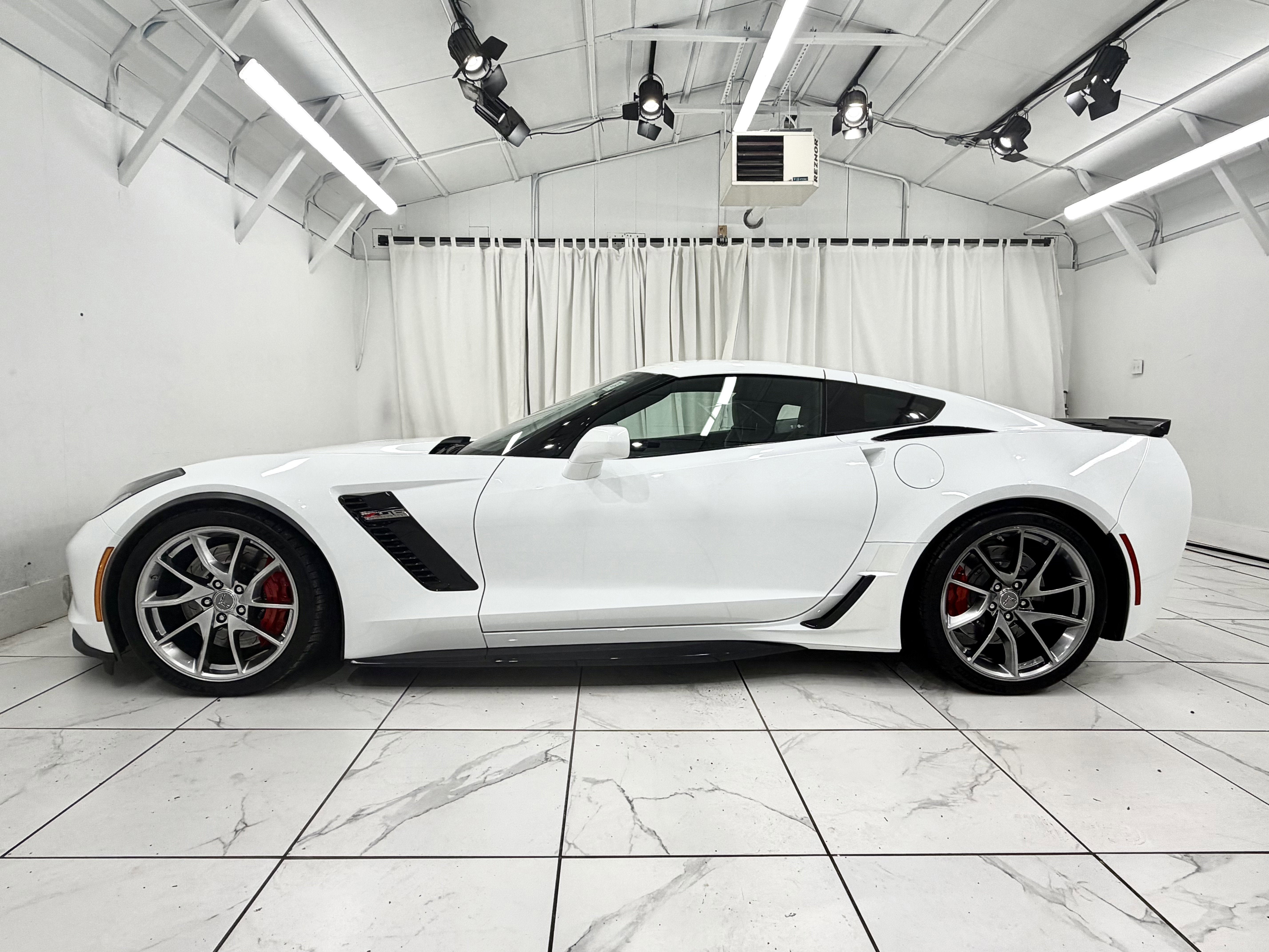 2019 Chevrolet Corvette Z06 2LZ