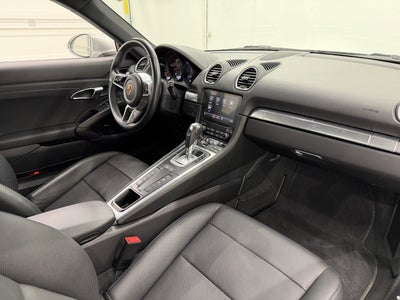 2022 Porsche 718 Cayman Base