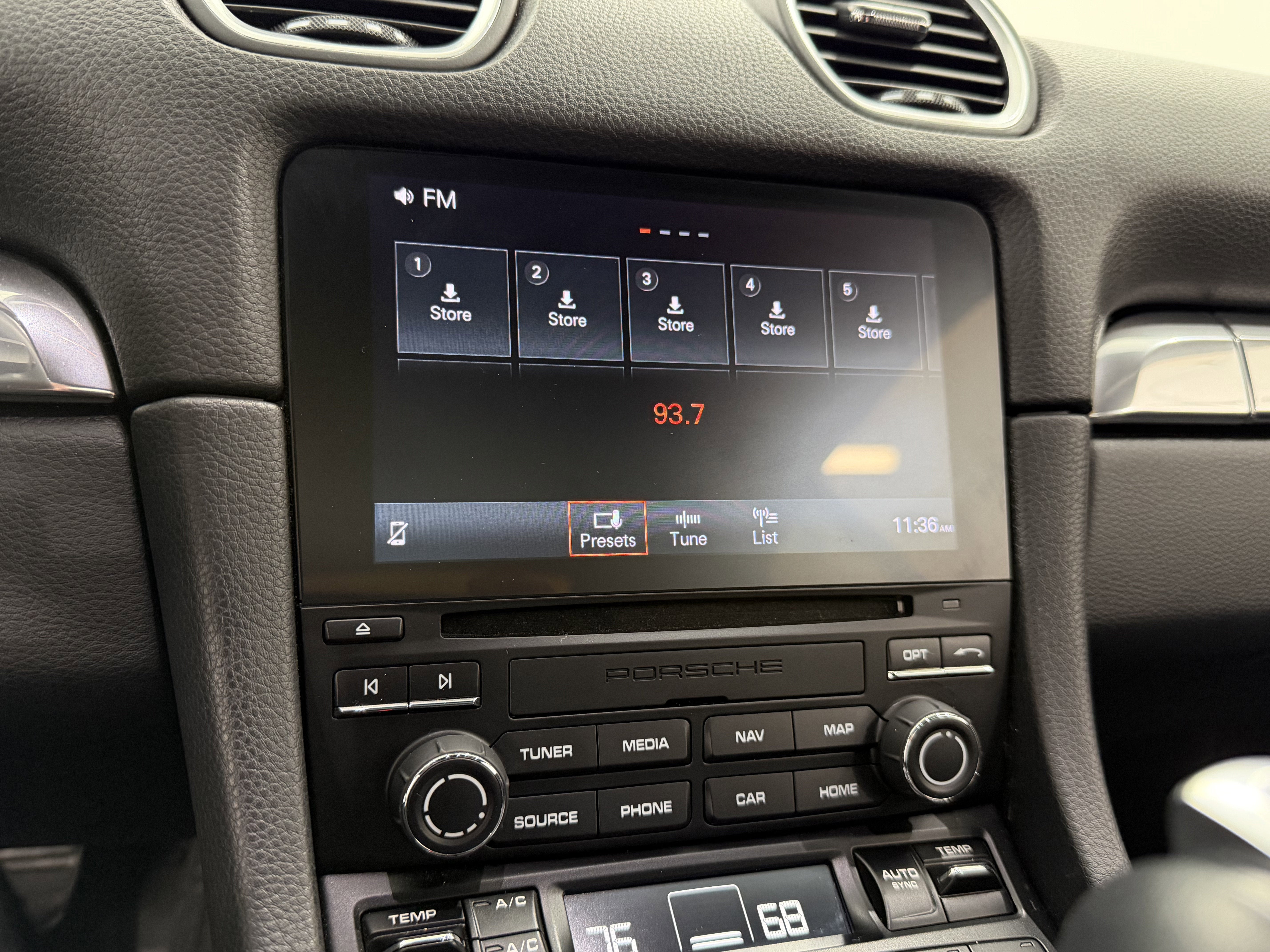 2022 Porsche 718 Cayman Base