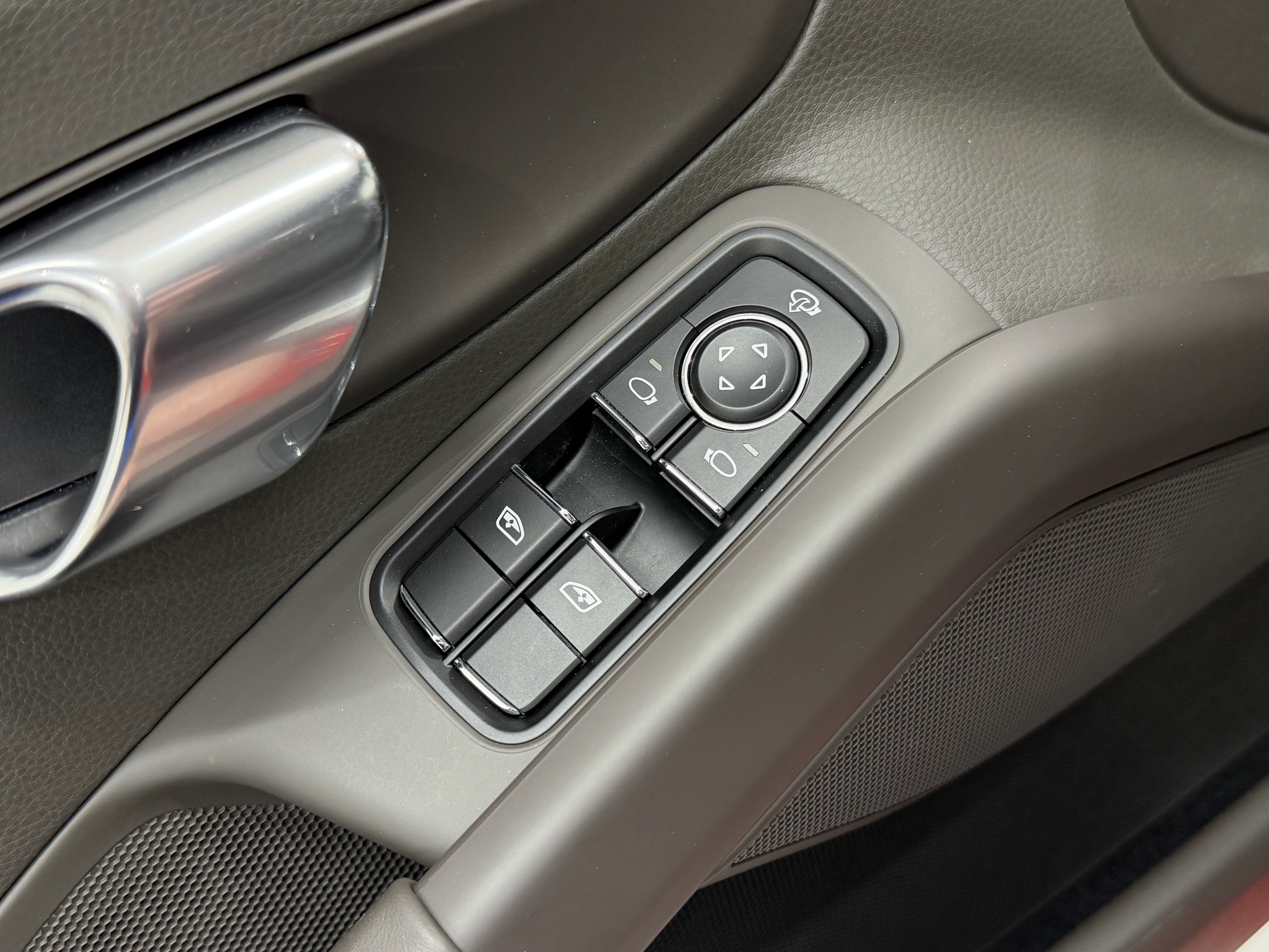 2024 Porsche 718 Cayman Base