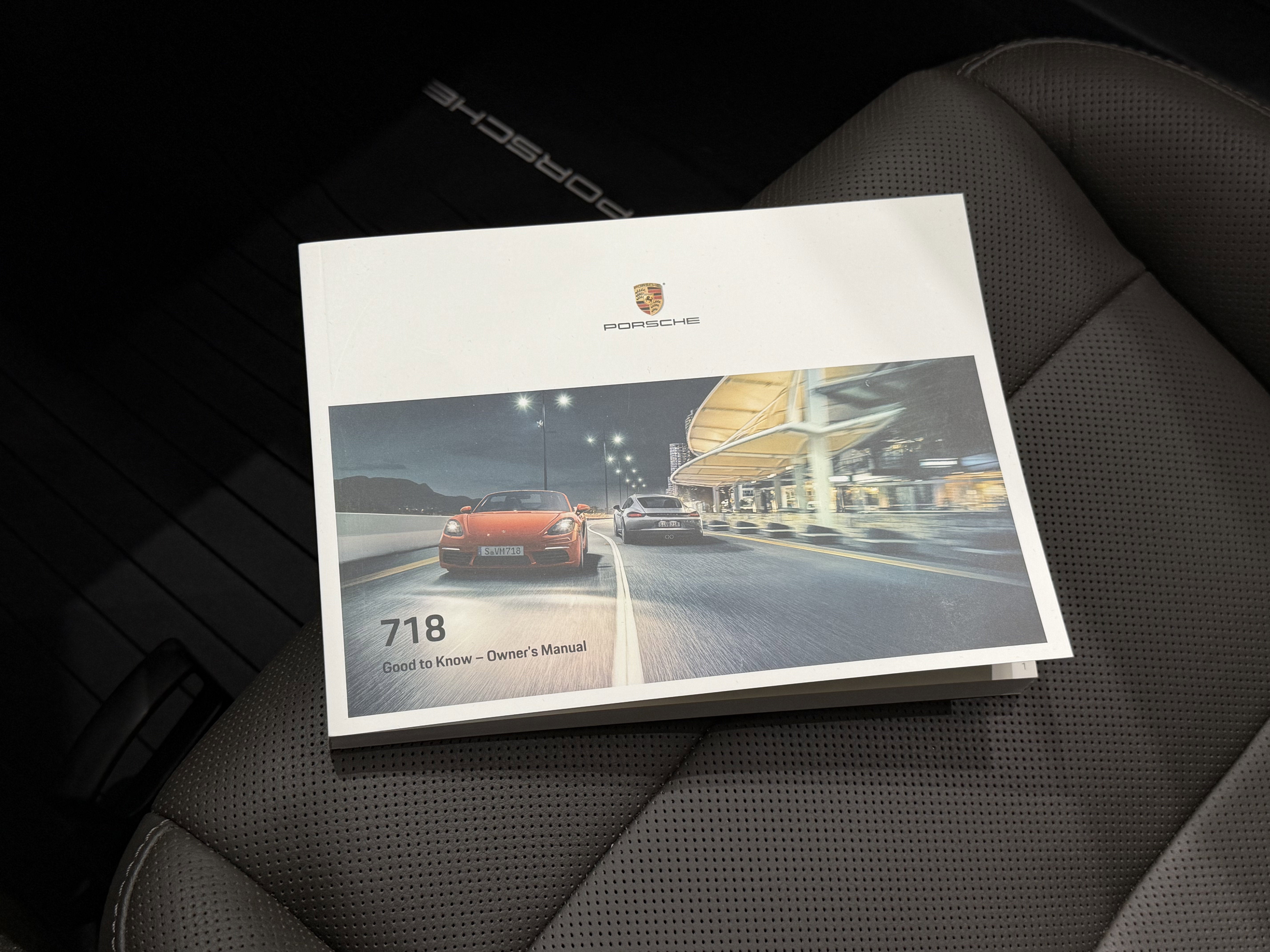 2024 Porsche 718 Cayman Base