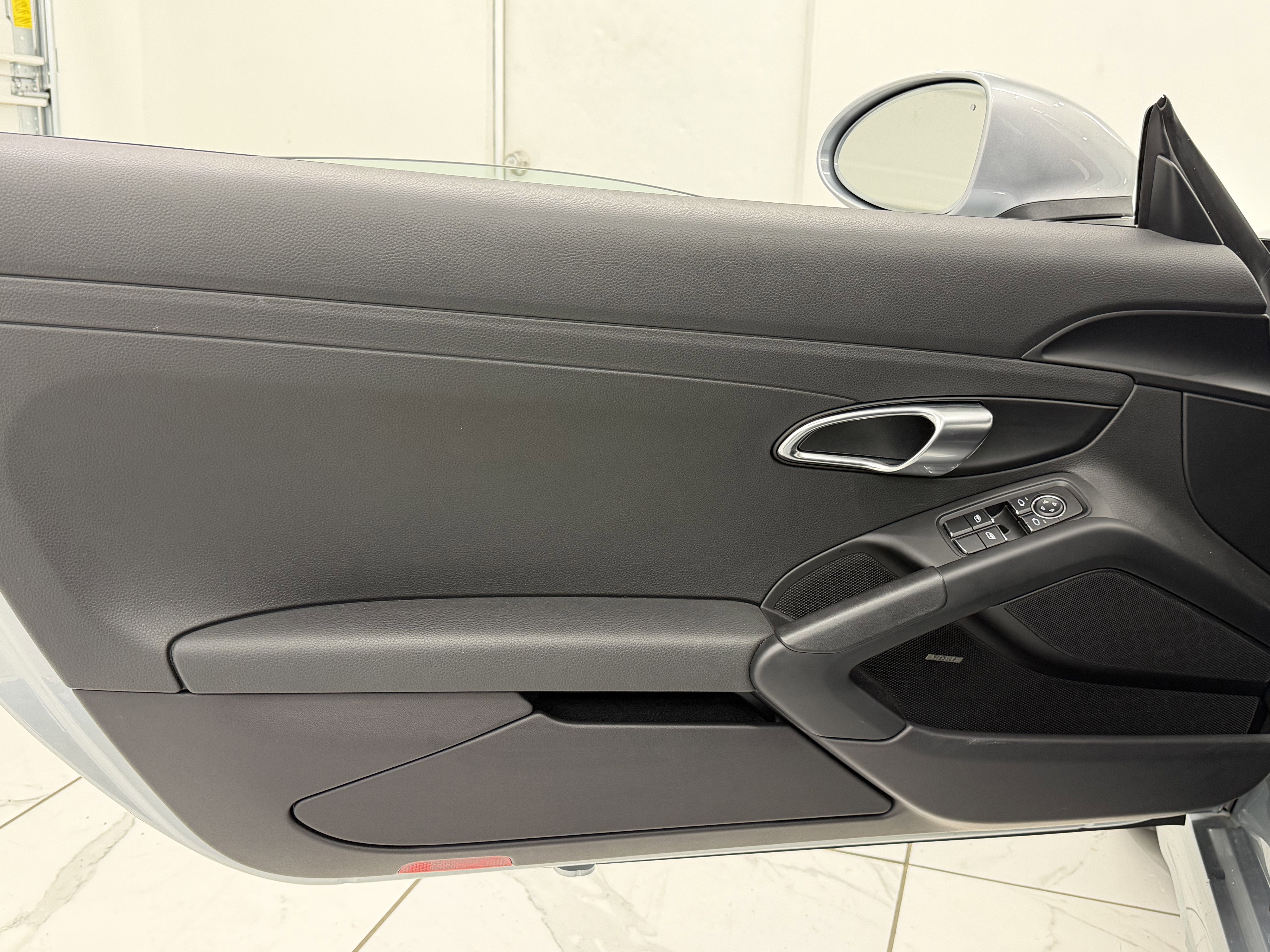 2021 Porsche 718 Cayman T