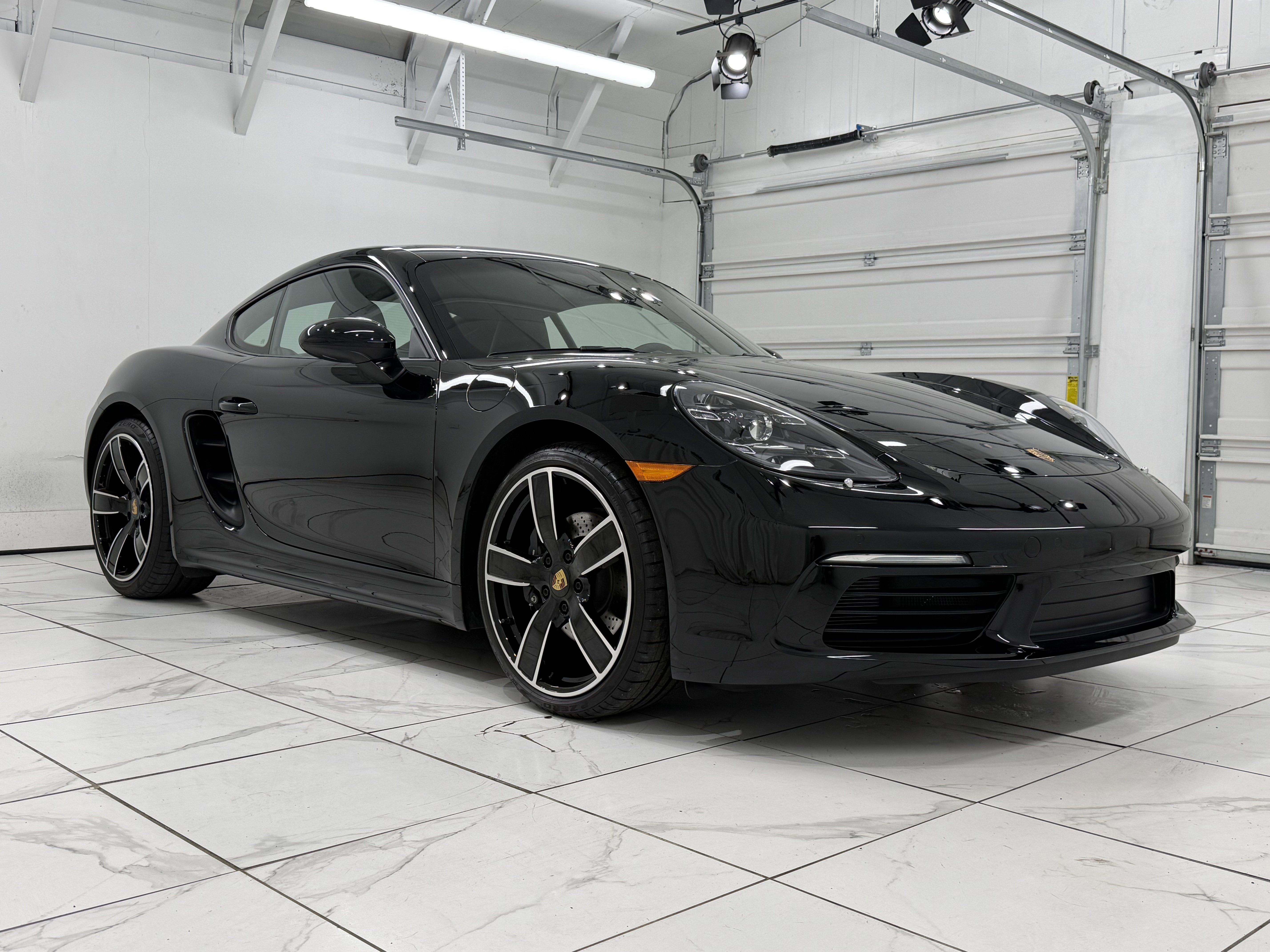 2025 Porsche 718 Cayman Base
