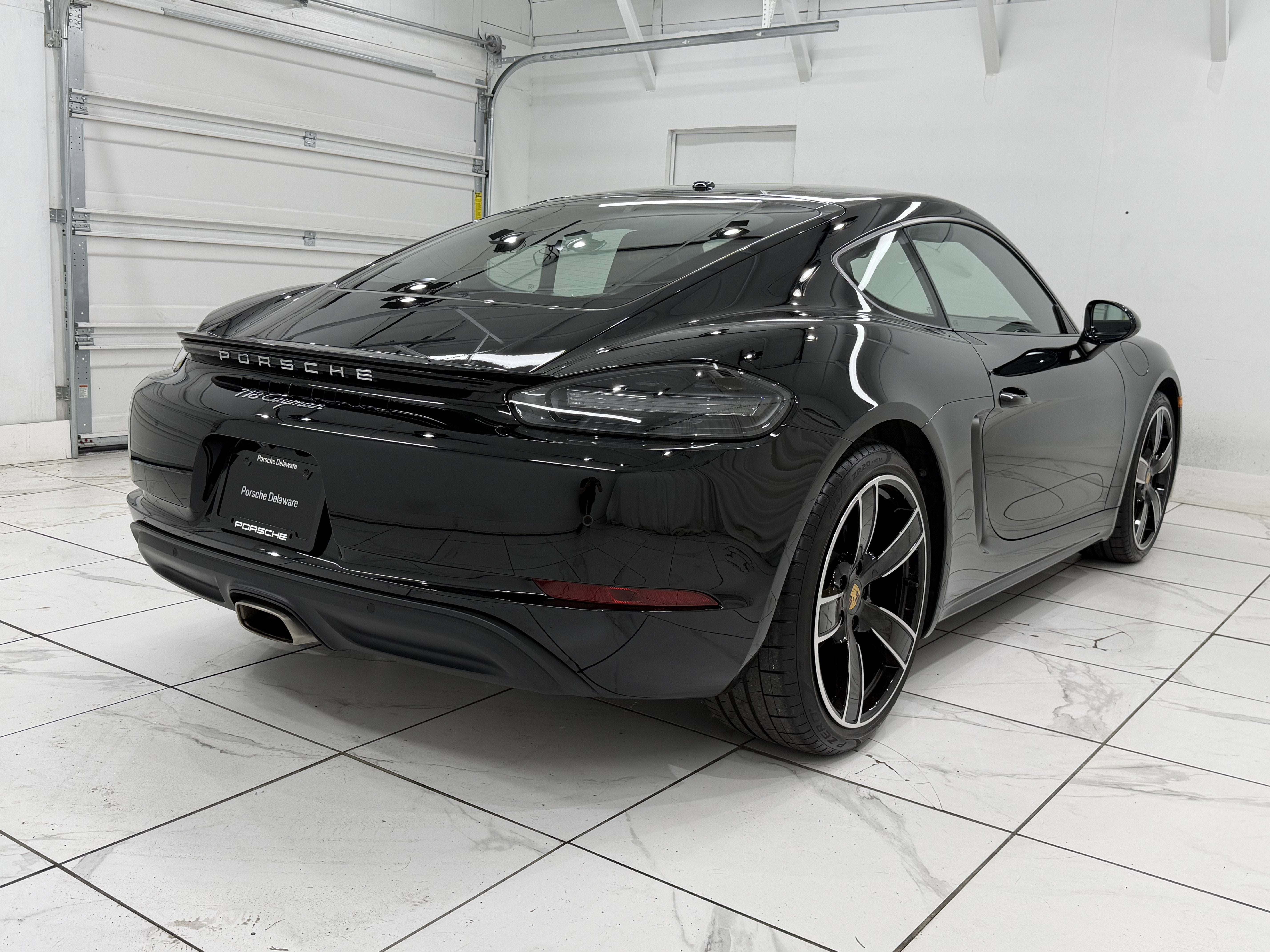2025 Porsche 718 Cayman Base