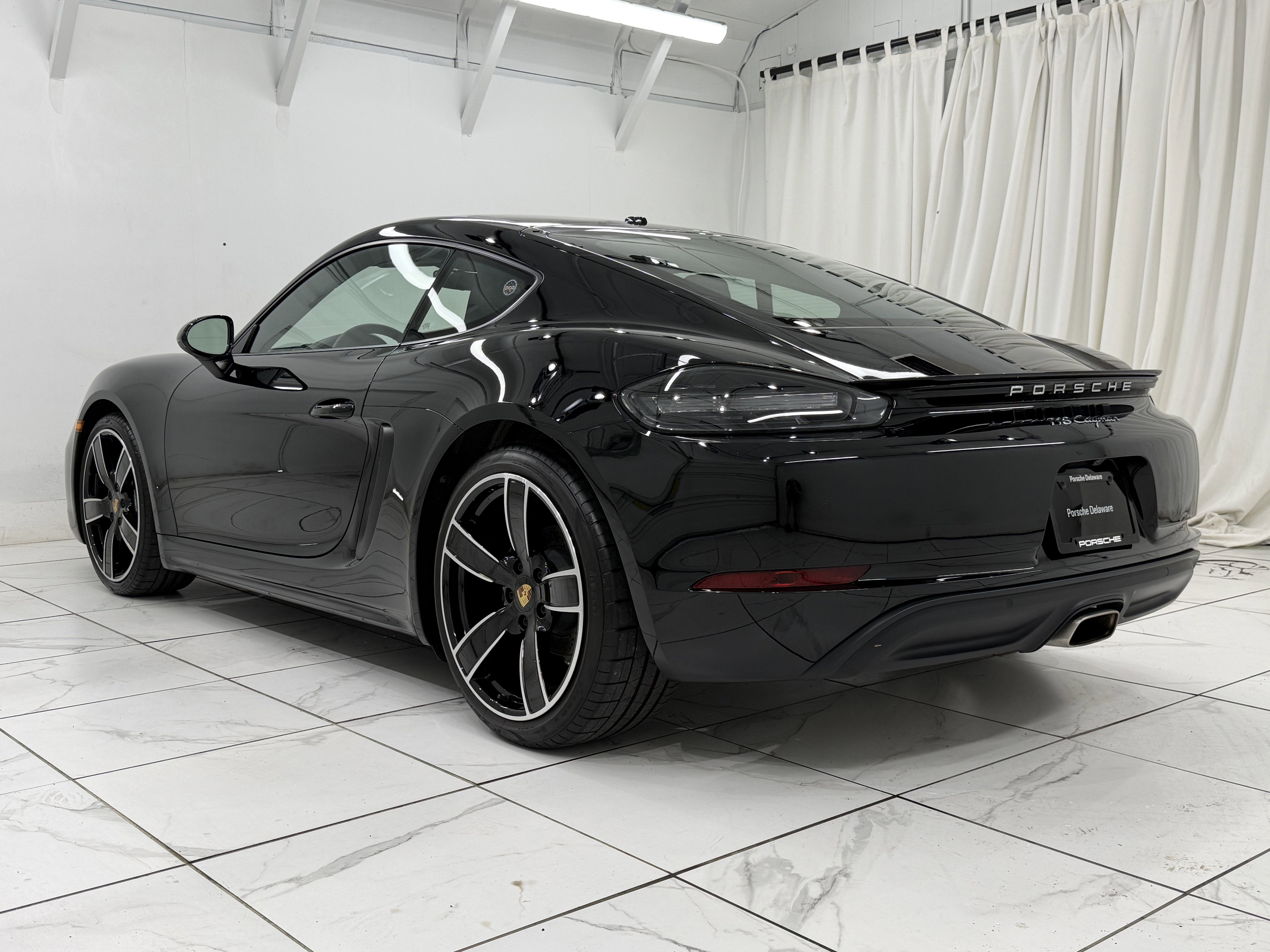 2025 Porsche 718 Cayman Base