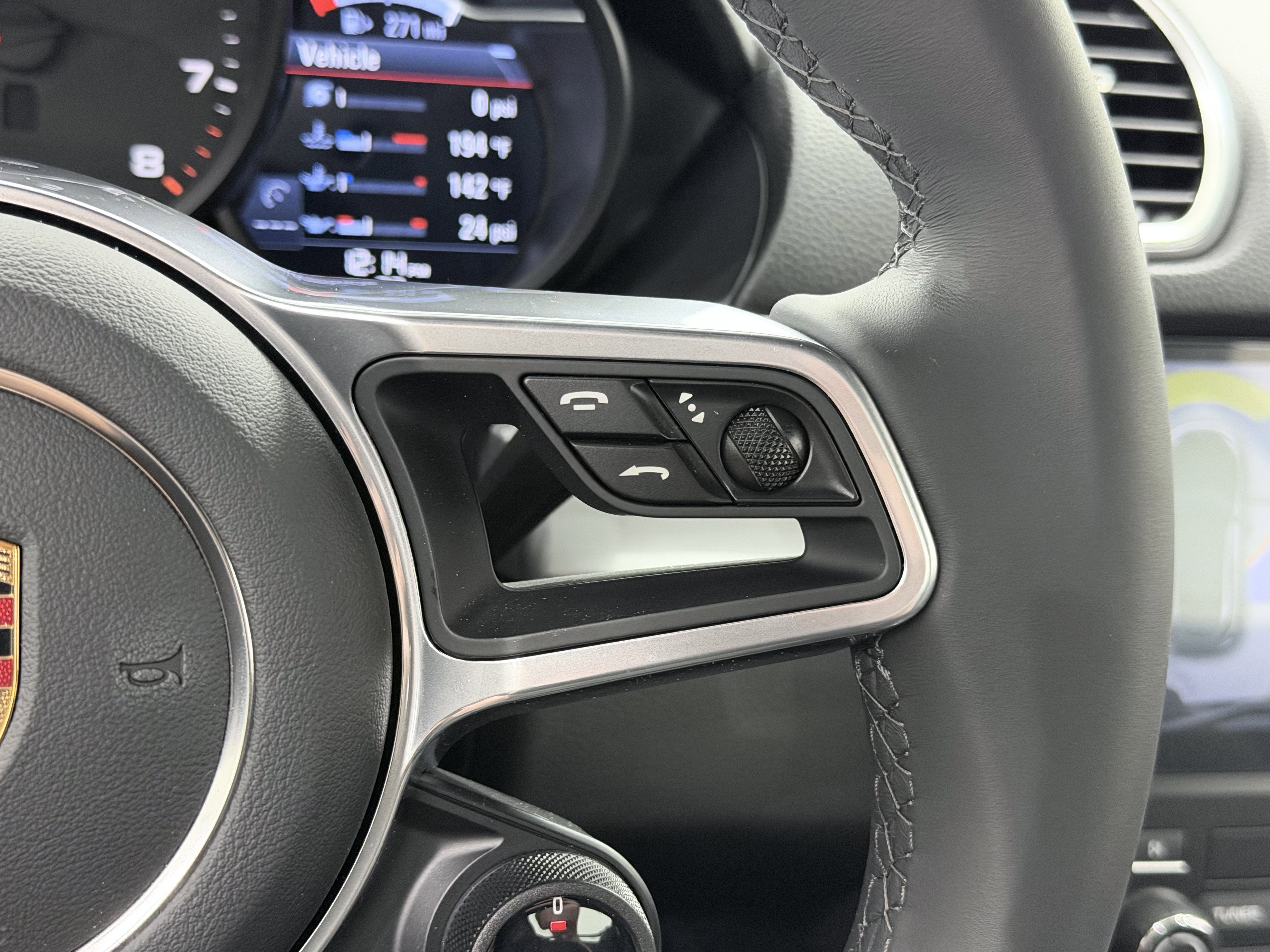 2025 Porsche 718 Cayman Base