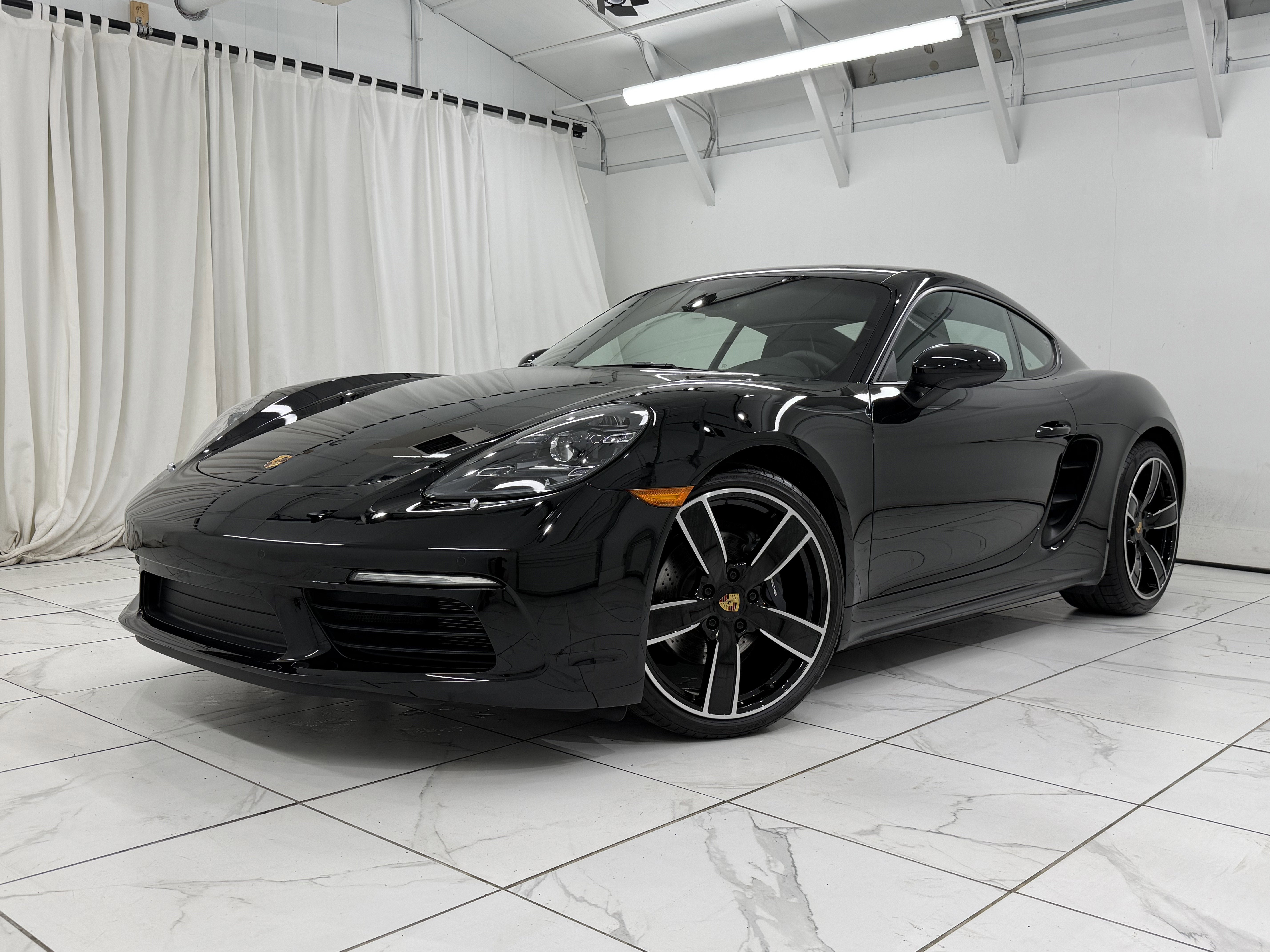 2025 Porsche 718 Cayman Base