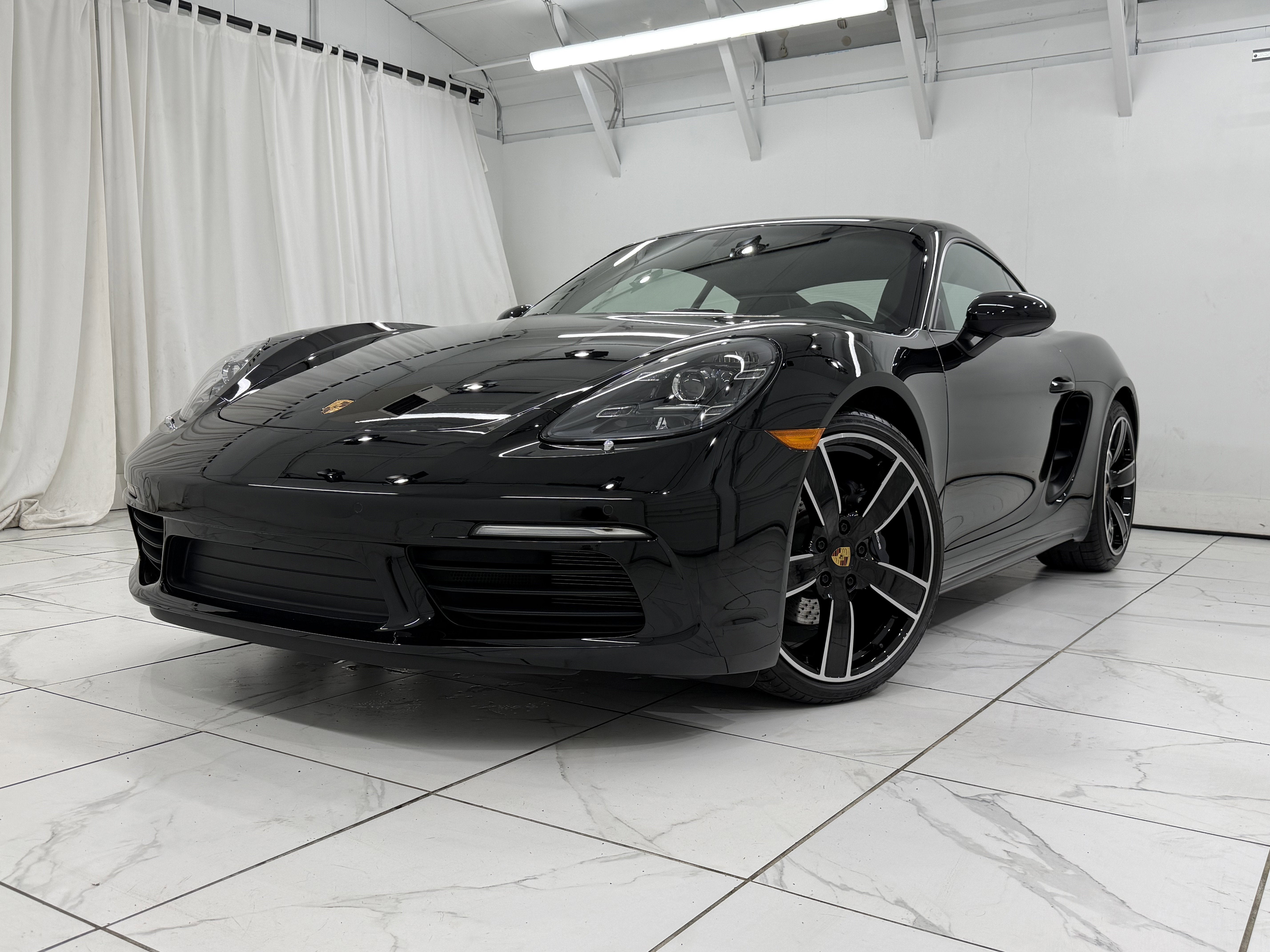 2025 Porsche 718 Cayman Base