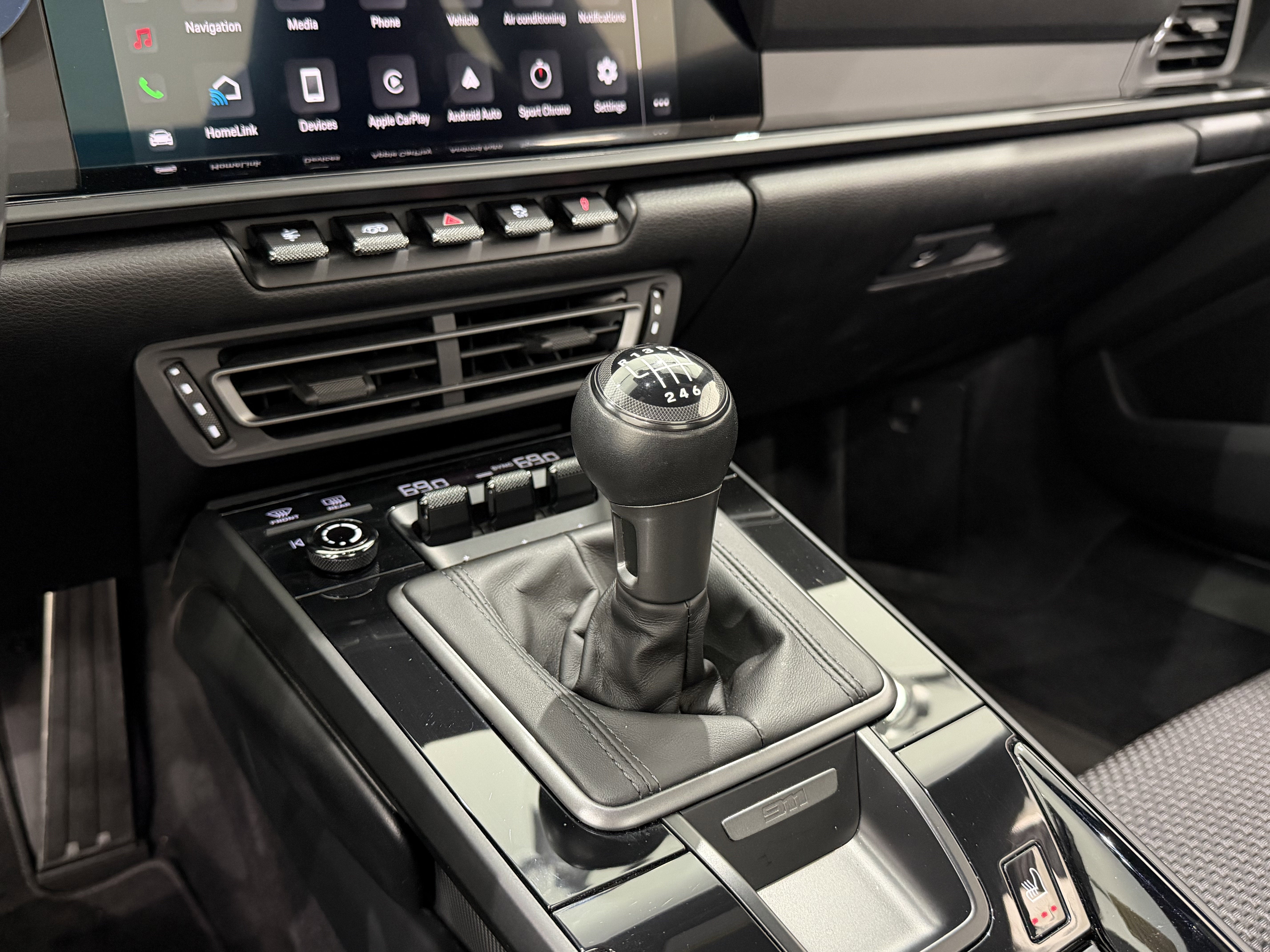 2023 Porsche 911 Carrera T