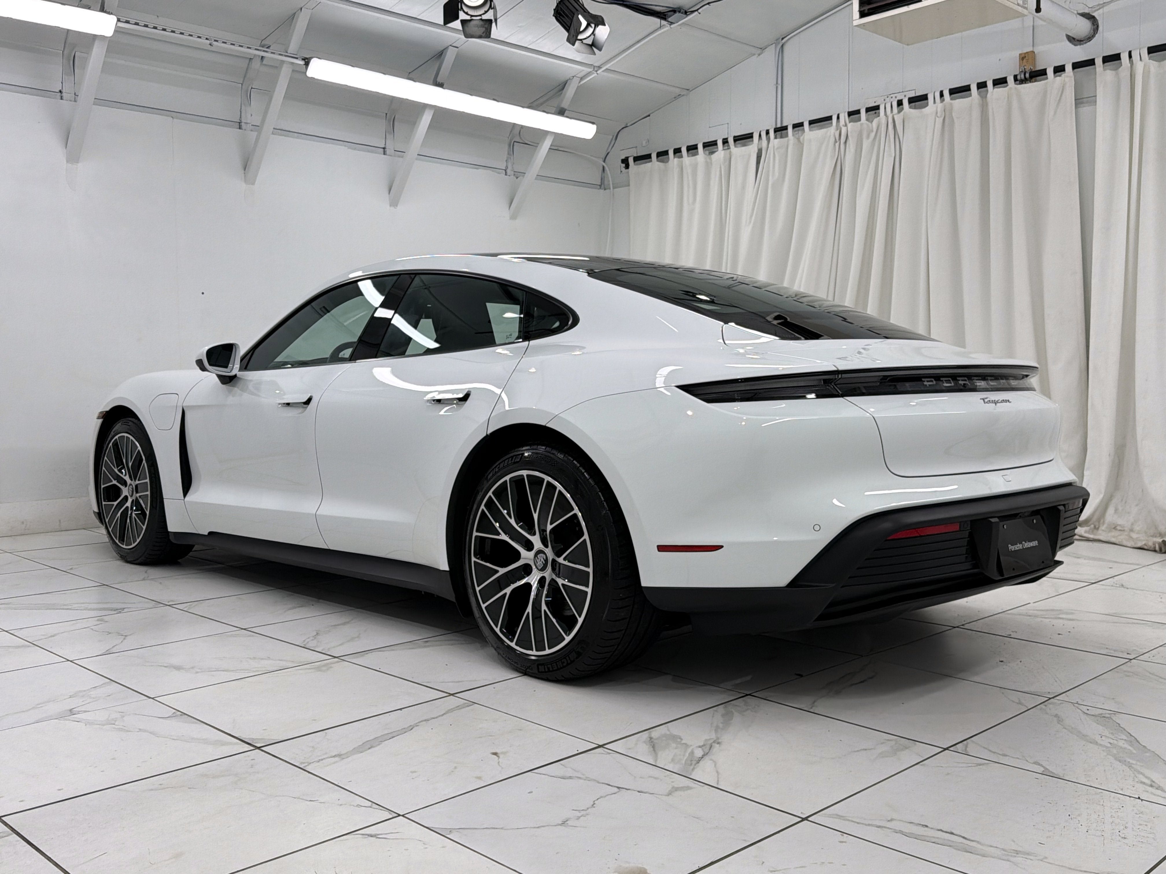 2021 Porsche Taycan RWD