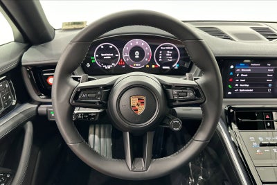 2024 Porsche Panamera 4