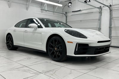 2024 Porsche Panamera 4