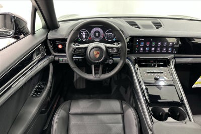2025 Porsche Panamera 4