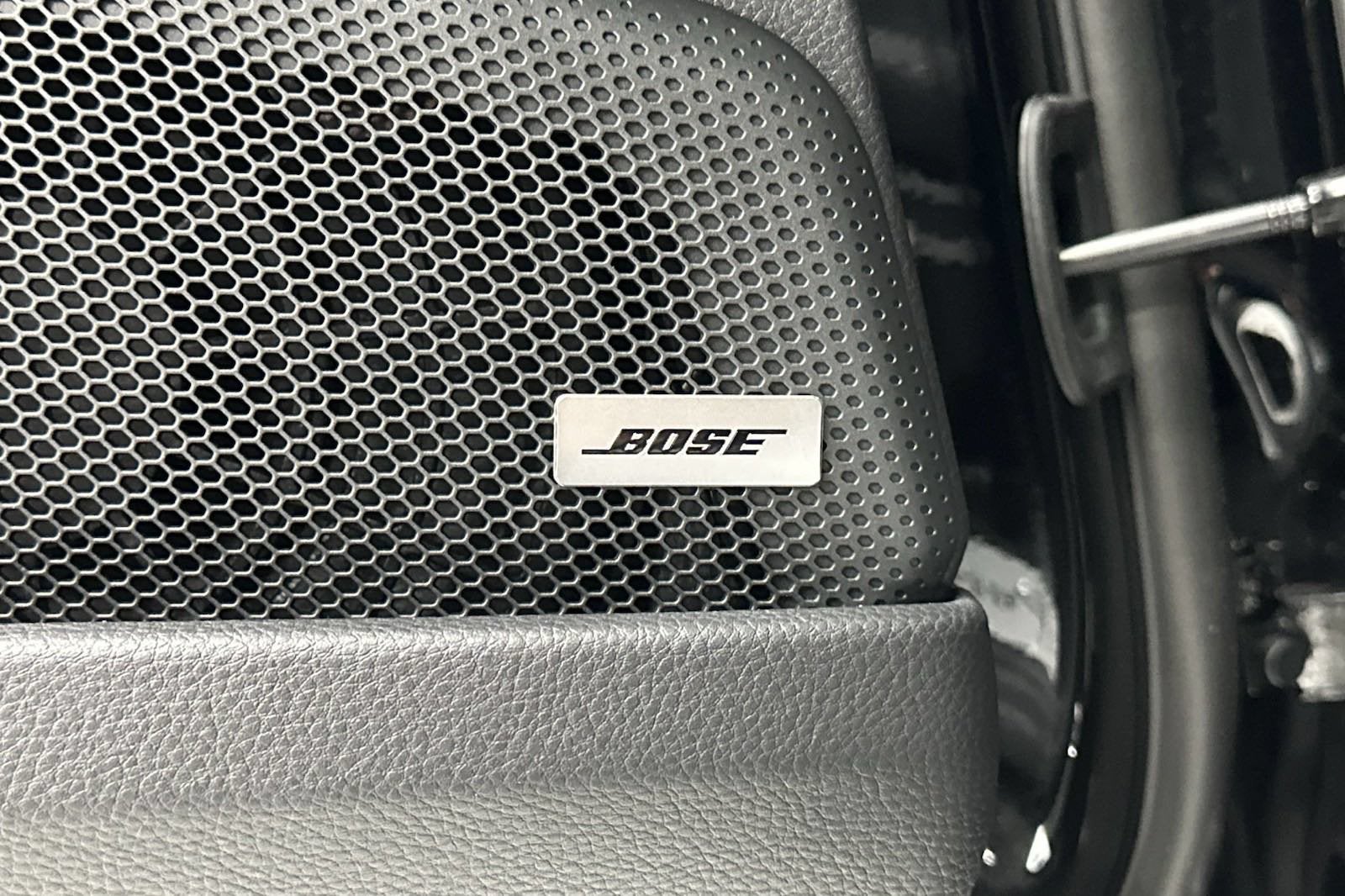 2025 Porsche Panamera 4