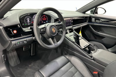 2025 Porsche Panamera 4