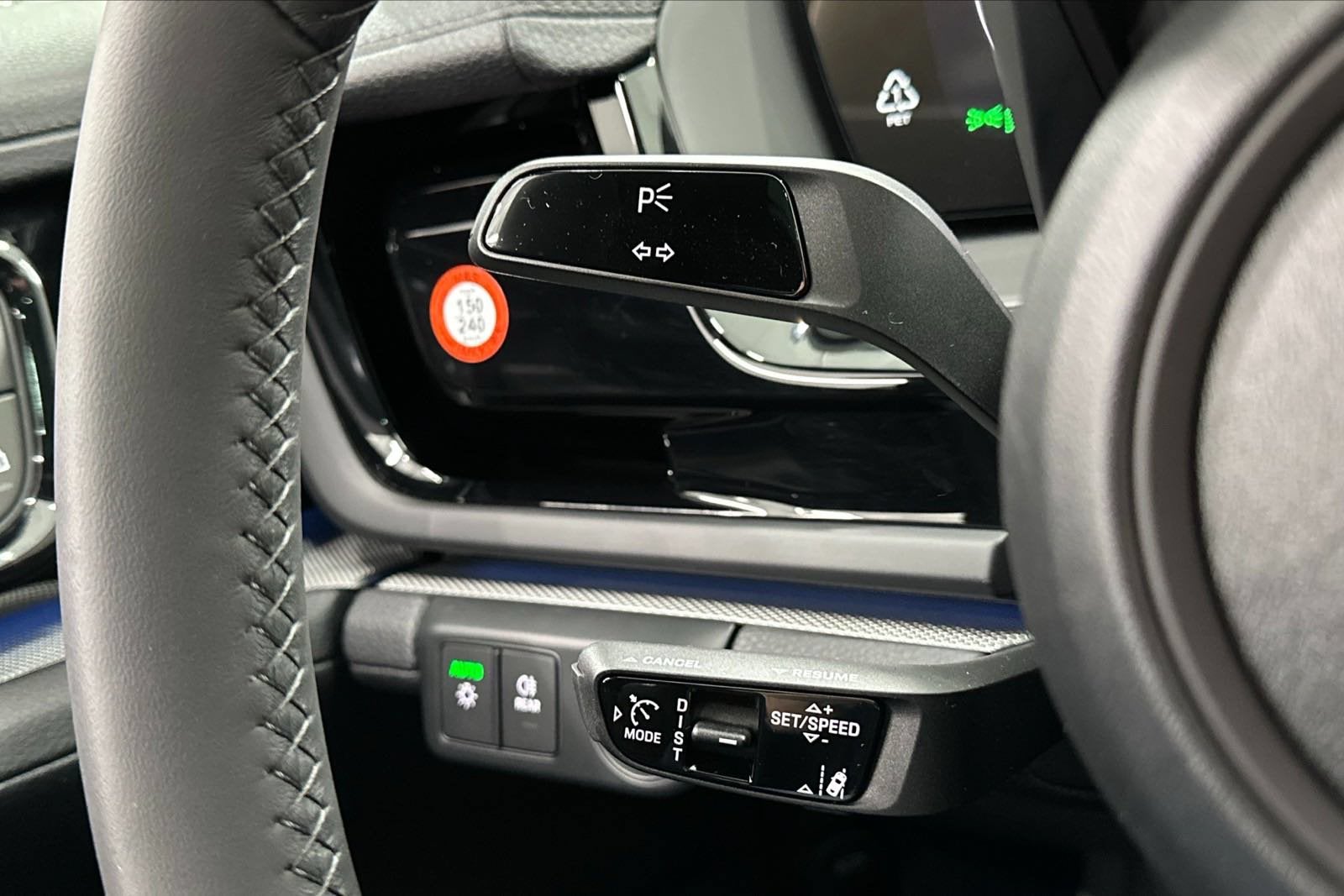 2025 Porsche Panamera 4