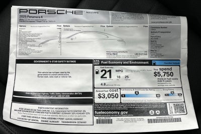 2025 Porsche Panamera 4