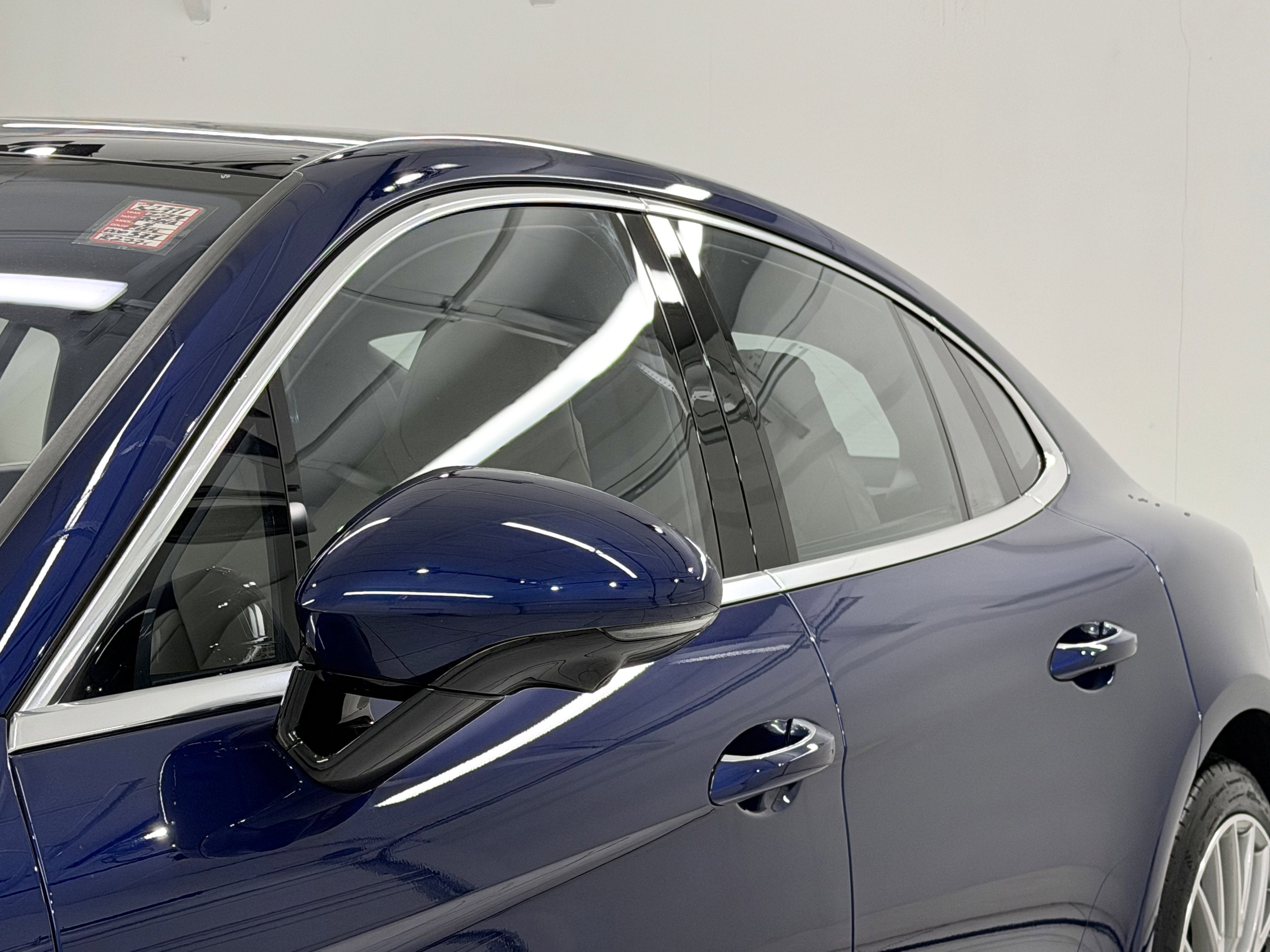 2024 Porsche Panamera 4