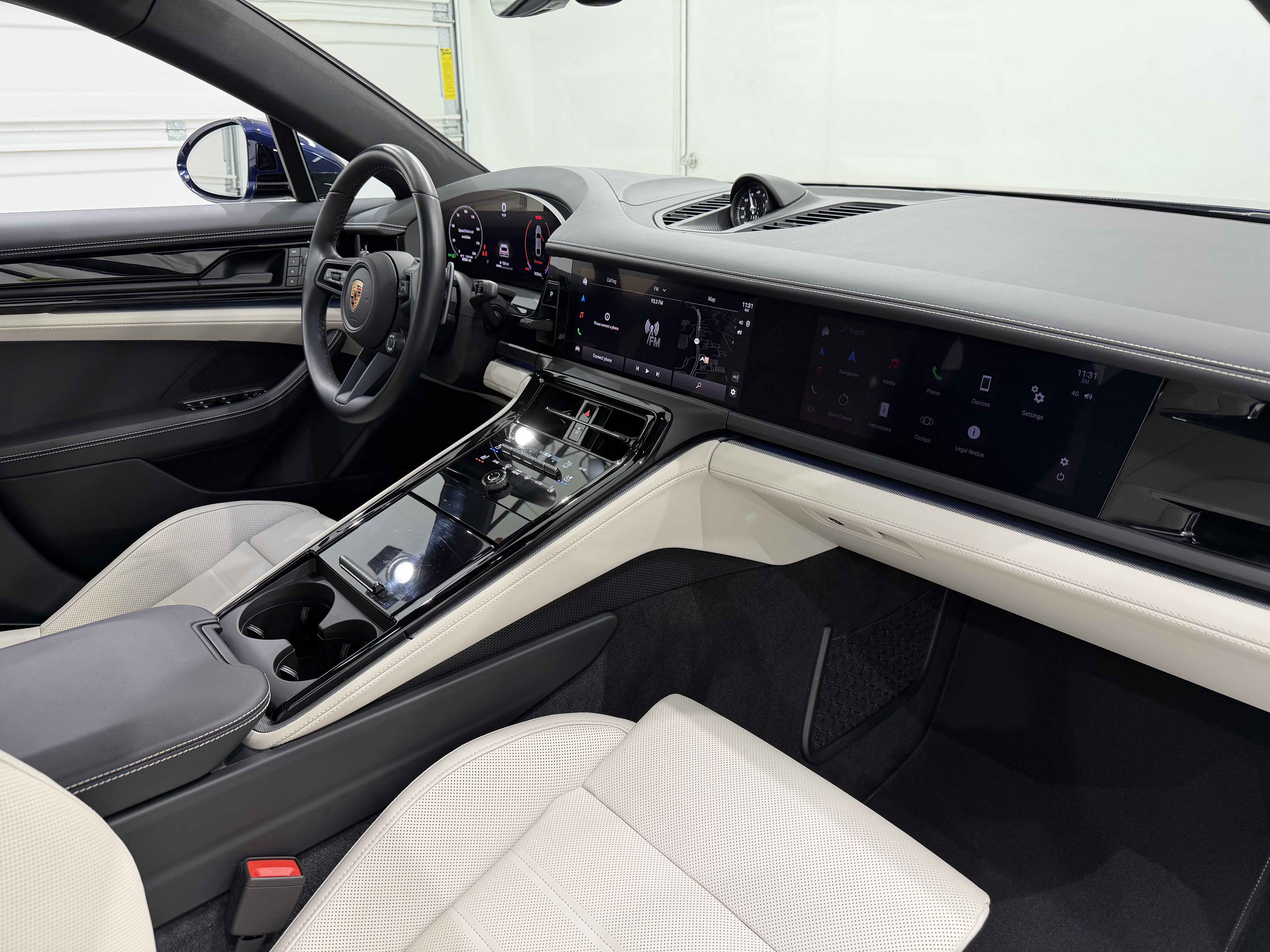 2024 Porsche Panamera 4