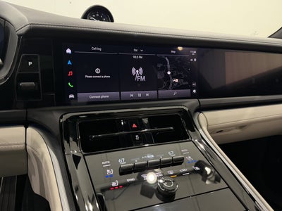 2024 Porsche Panamera 4