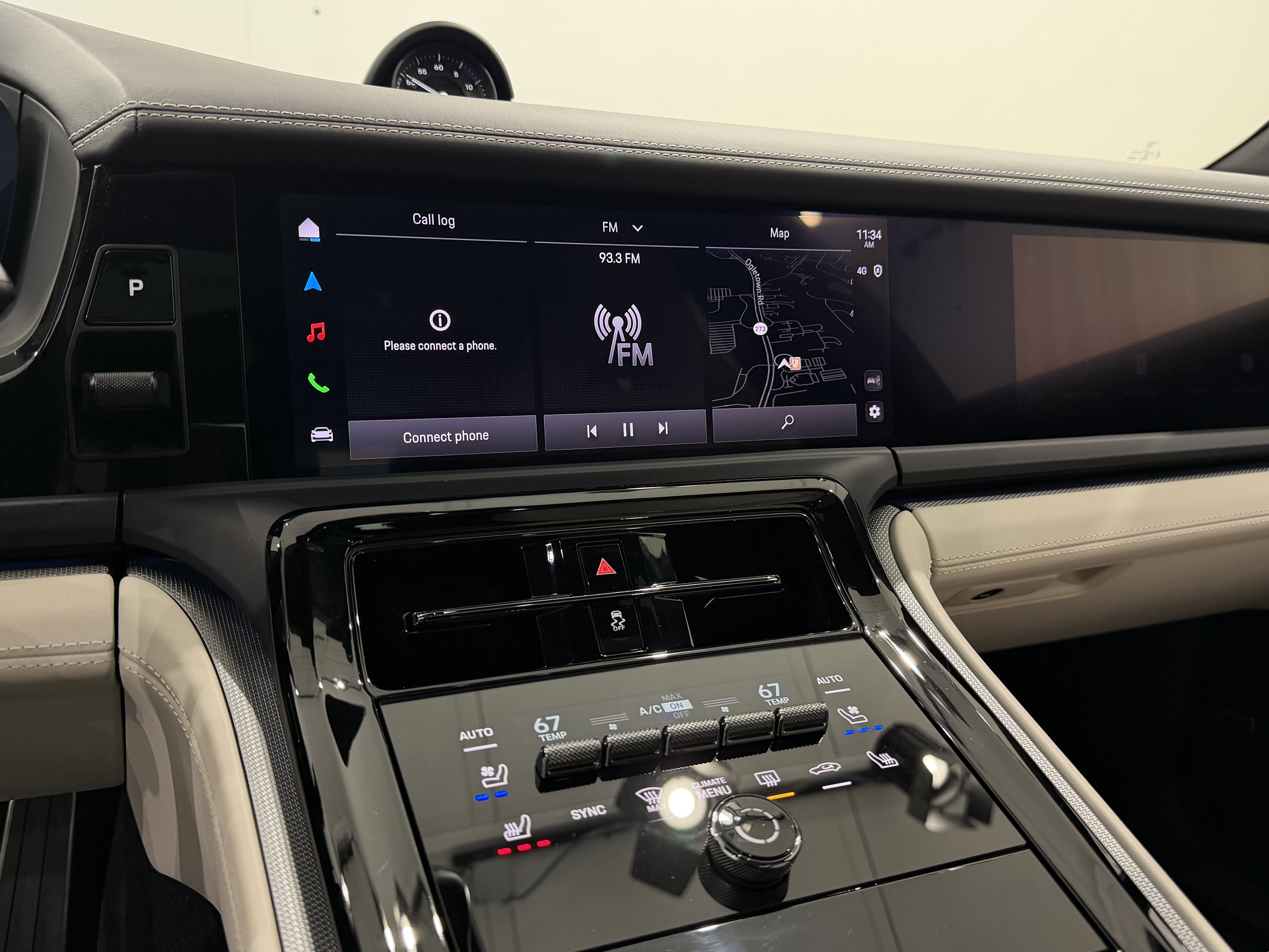 2024 Porsche Panamera 4