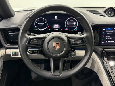 2024 Porsche Panamera 4