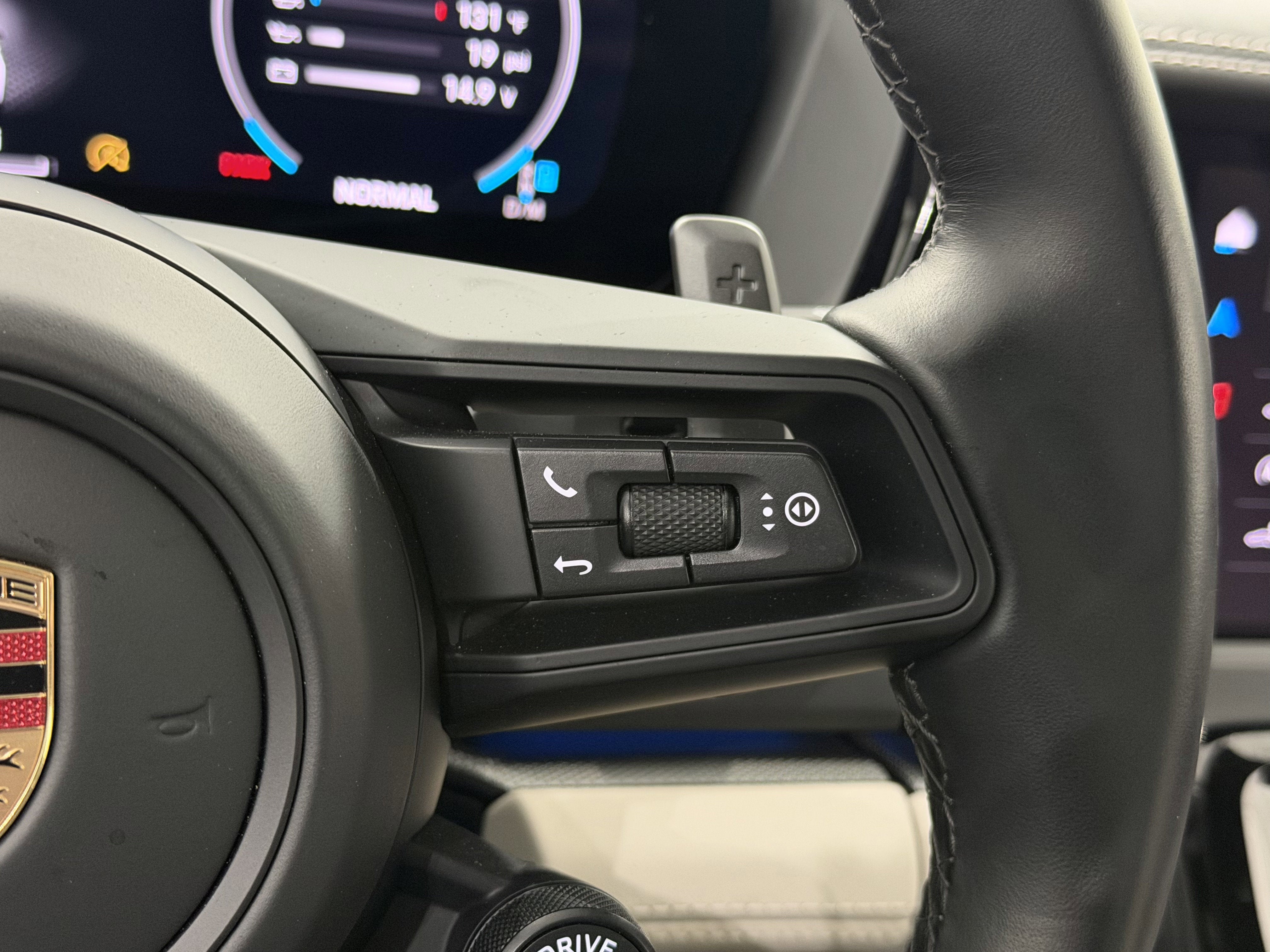 2024 Porsche Panamera 4