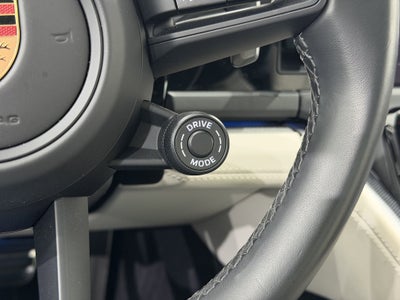 2024 Porsche Panamera 4