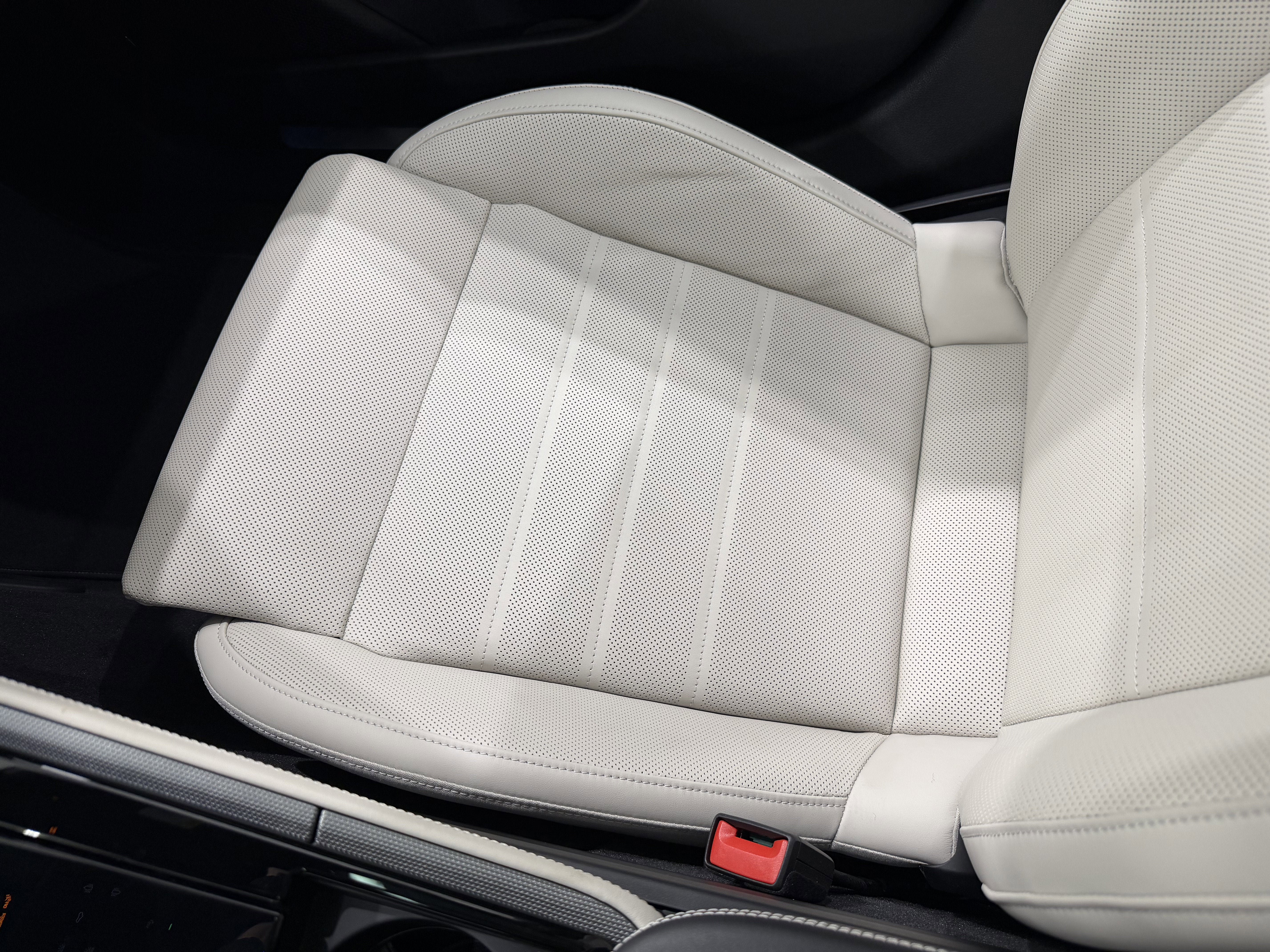 2024 Porsche Panamera 4