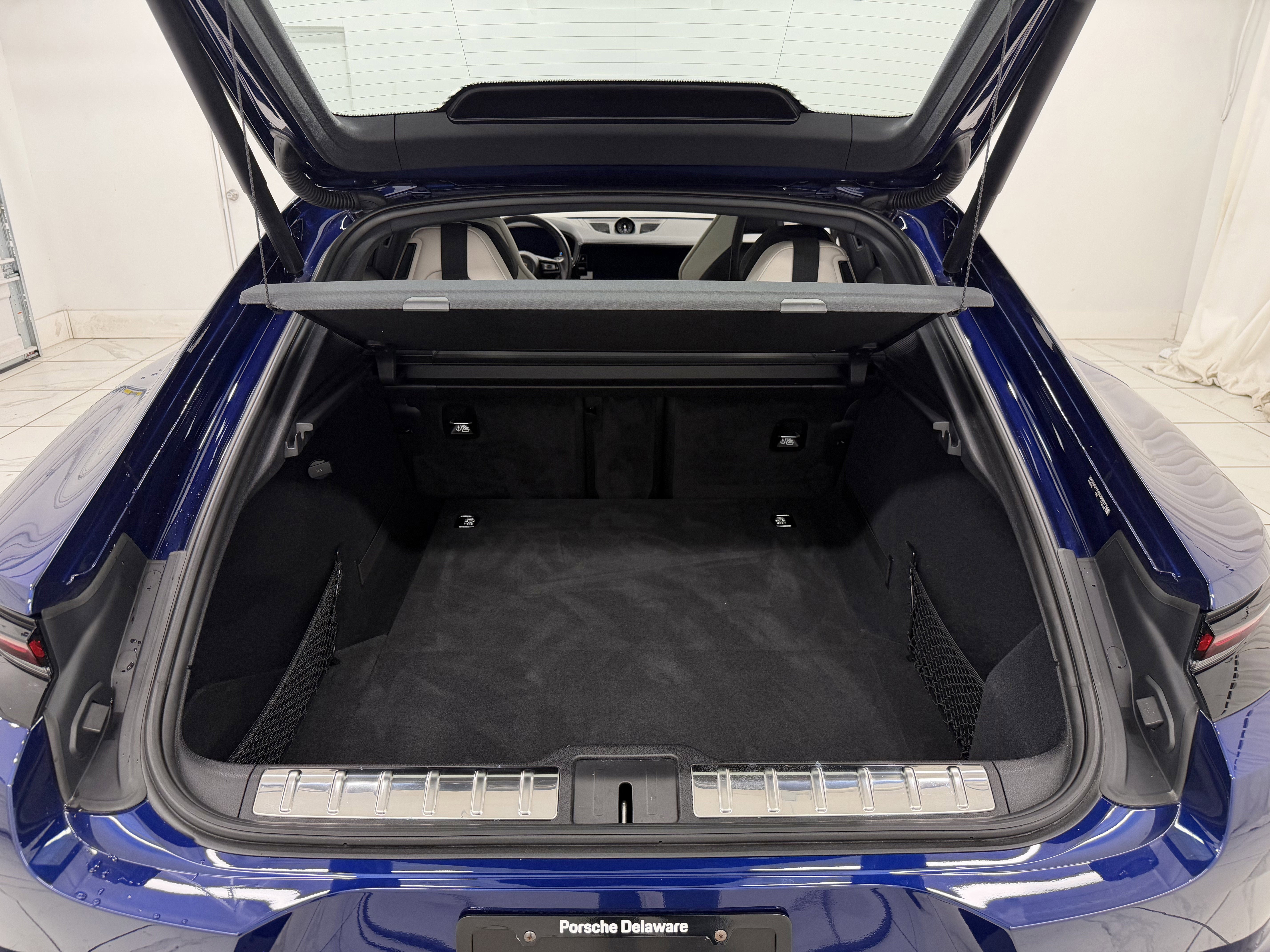 2024 Porsche Panamera 4