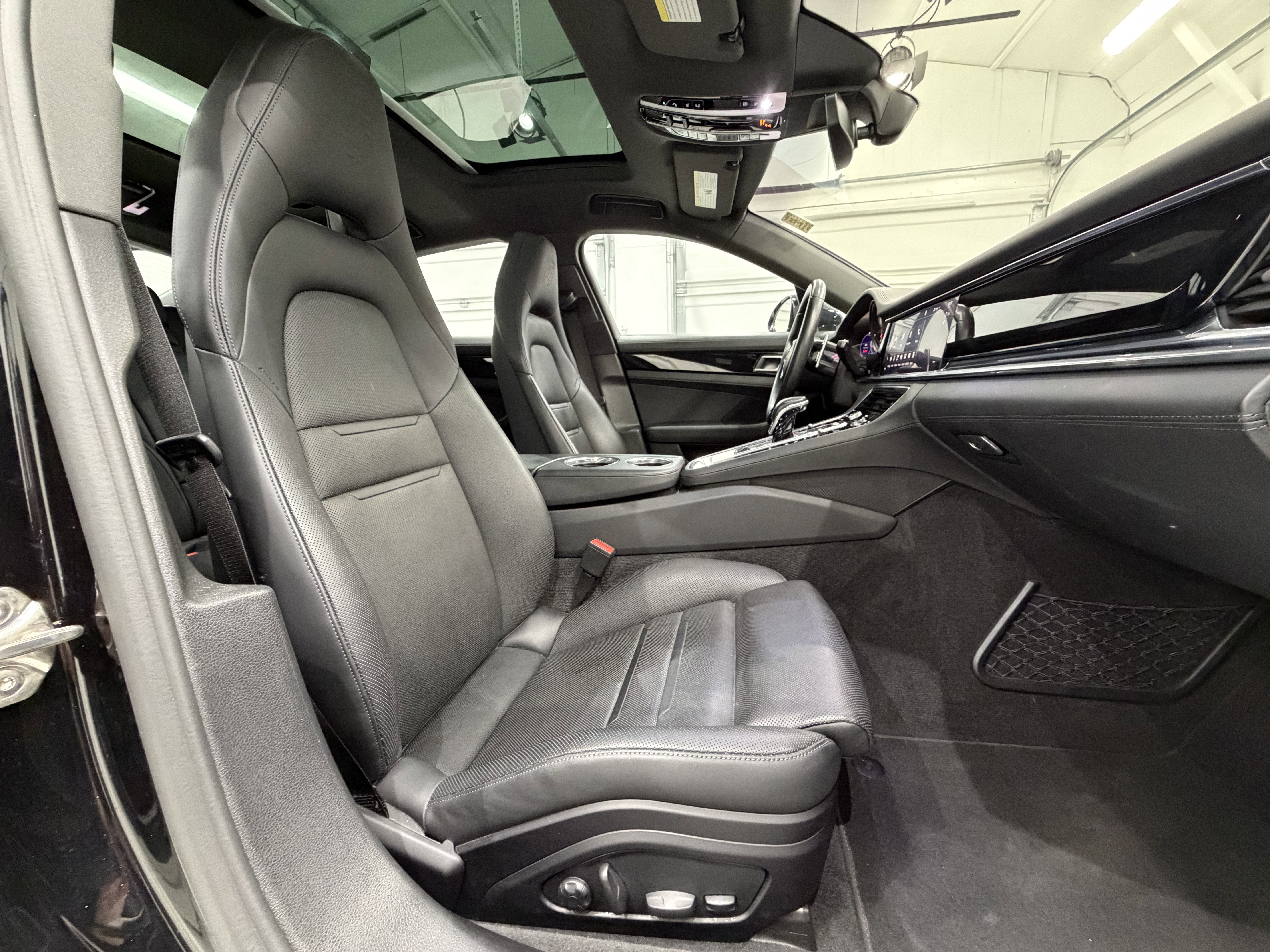 2022 Porsche Panamera 4S