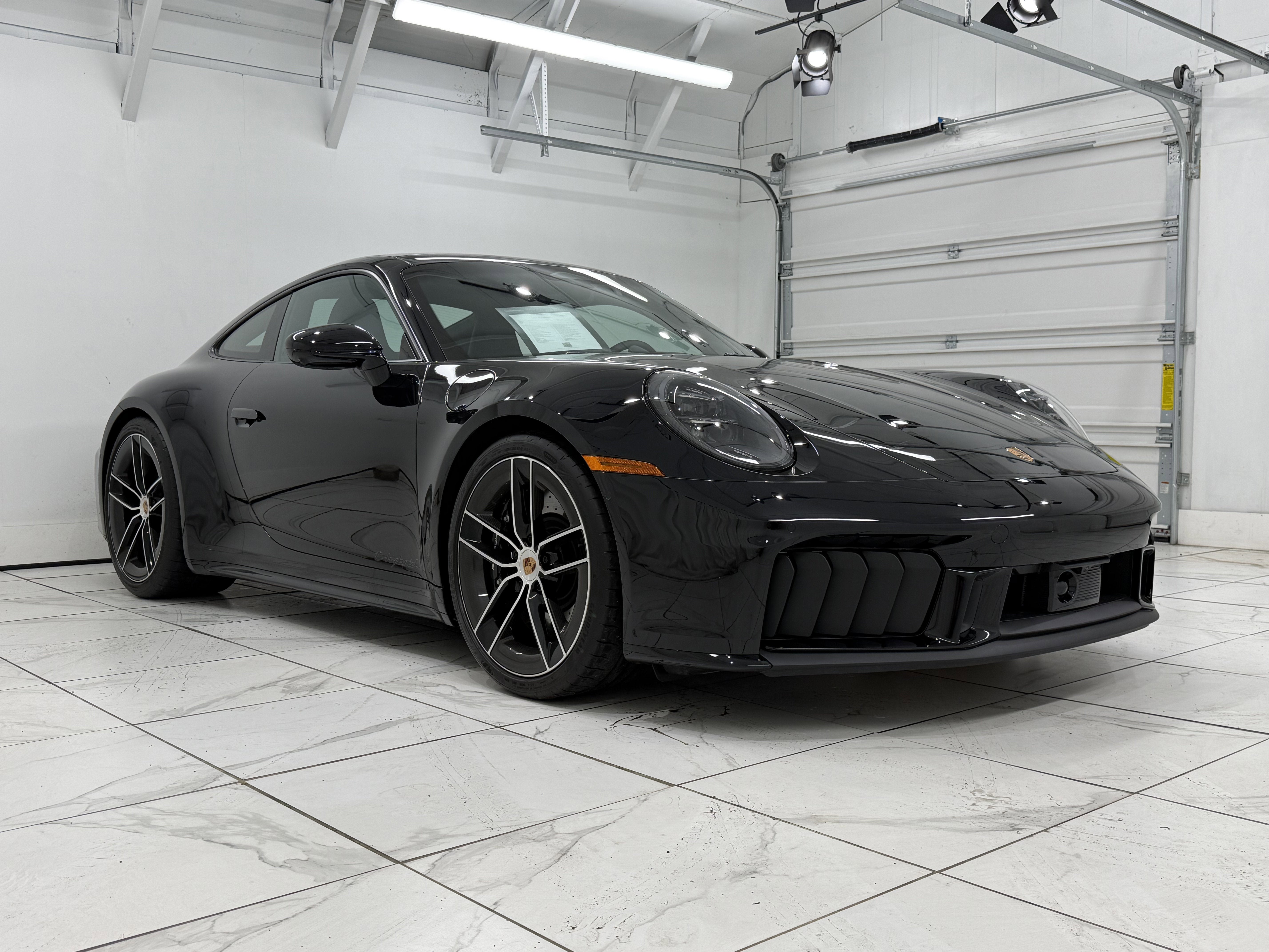 2026 Porsche 911 Carrera Gts