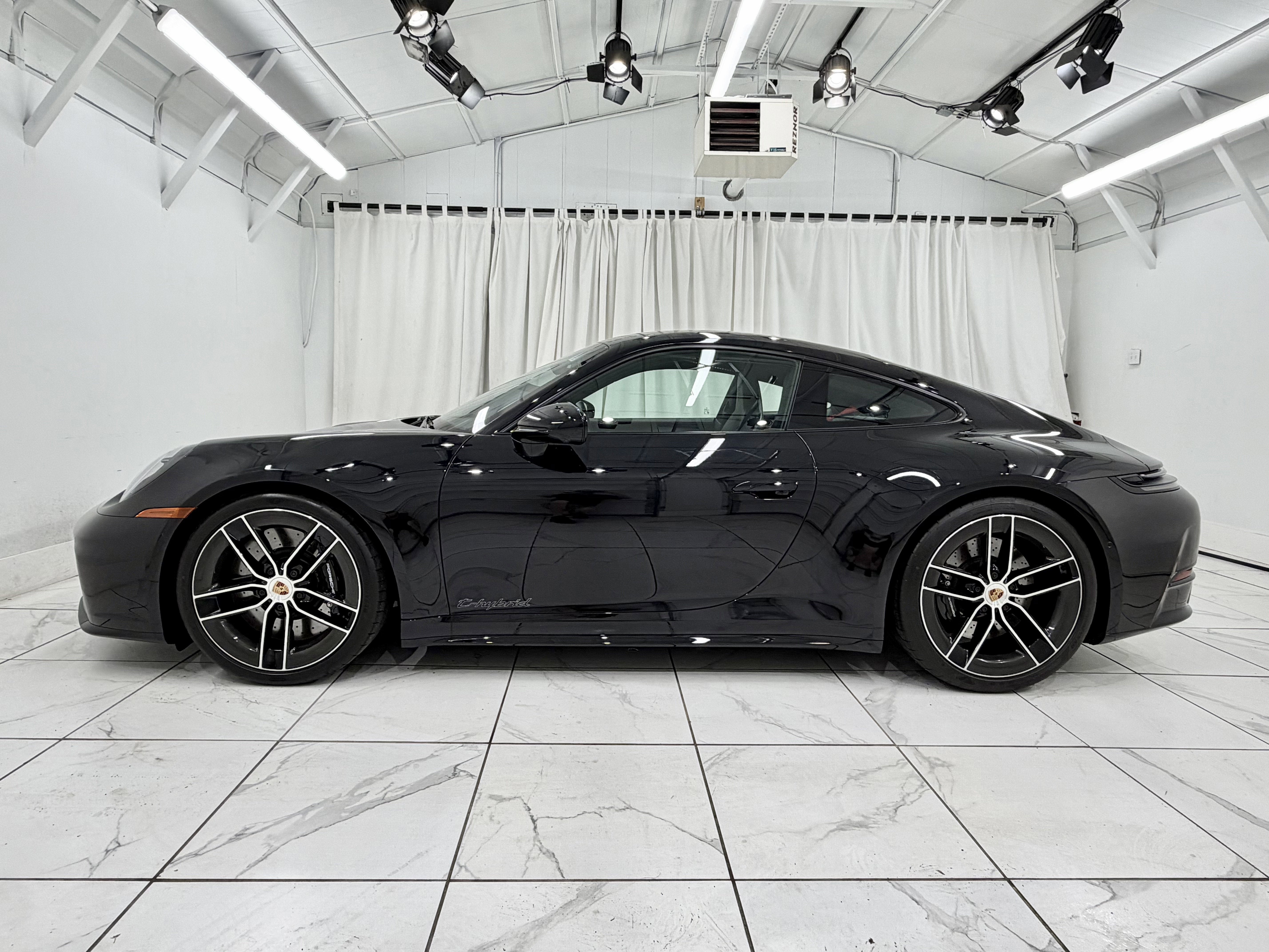 2026 Porsche 911 Carrera Gts