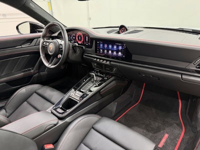 2026 Porsche 911 Carrera Gts