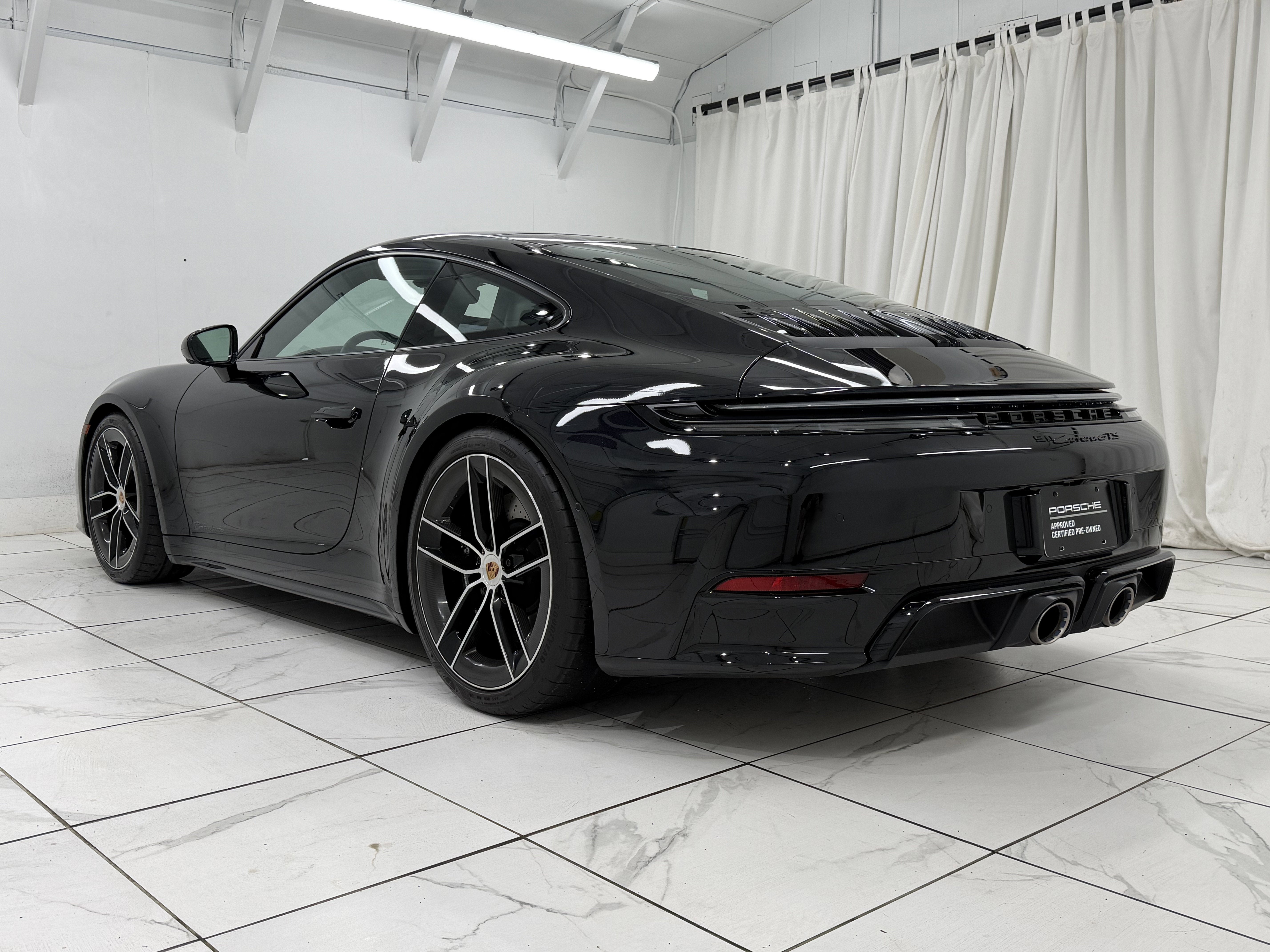 2026 Porsche 911 Carrera Gts